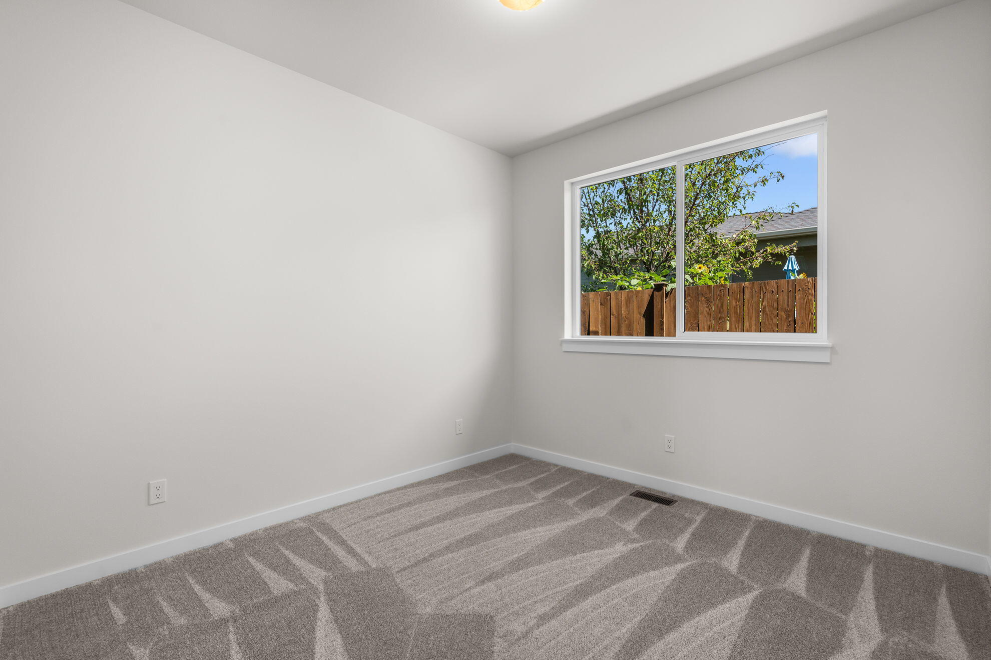 1551 NE Perspective Drive Unit: 1 & 2