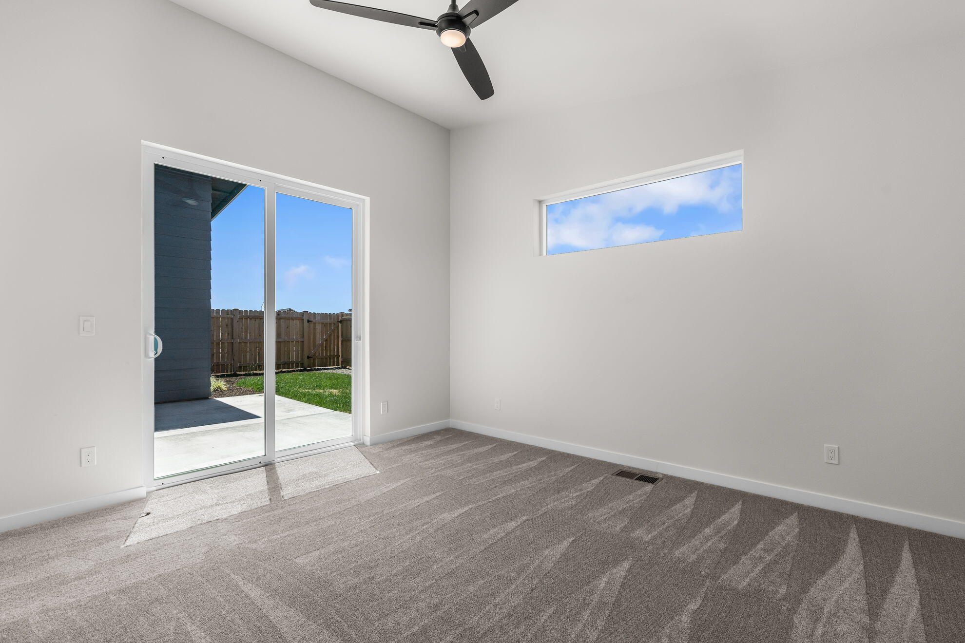 1551 NE Perspective Drive Unit: 1 & 2