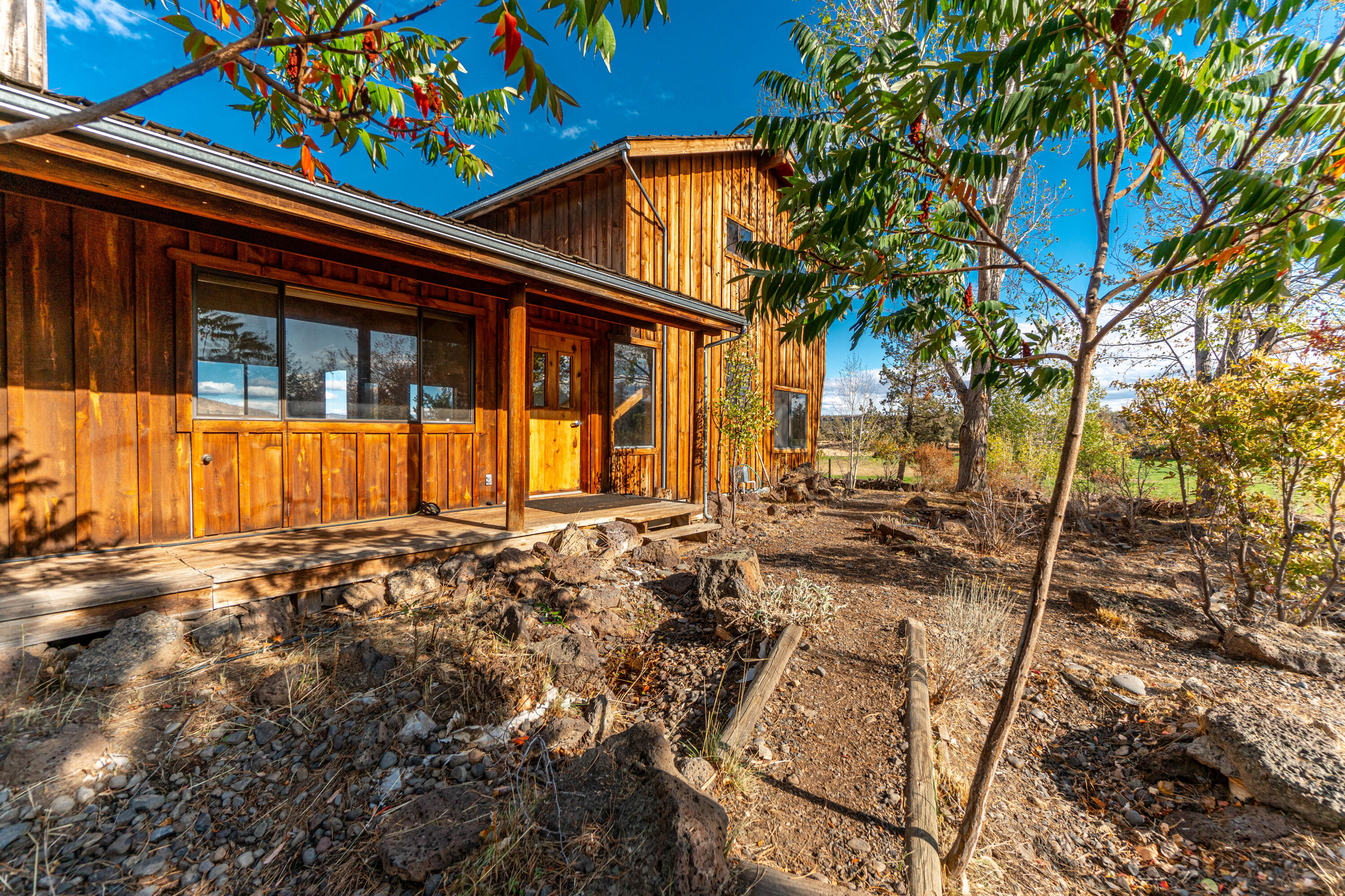 797 NE Wilcox Avenue