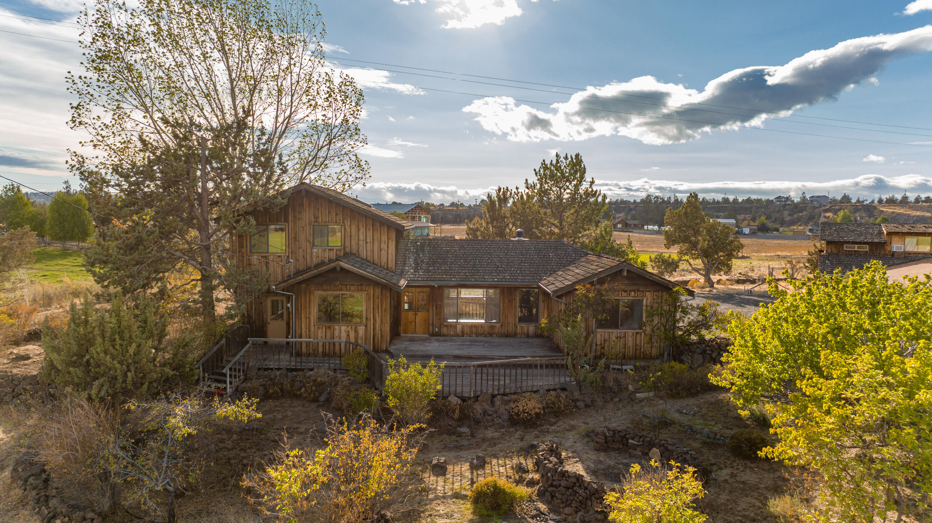 797 NE Wilcox Avenue