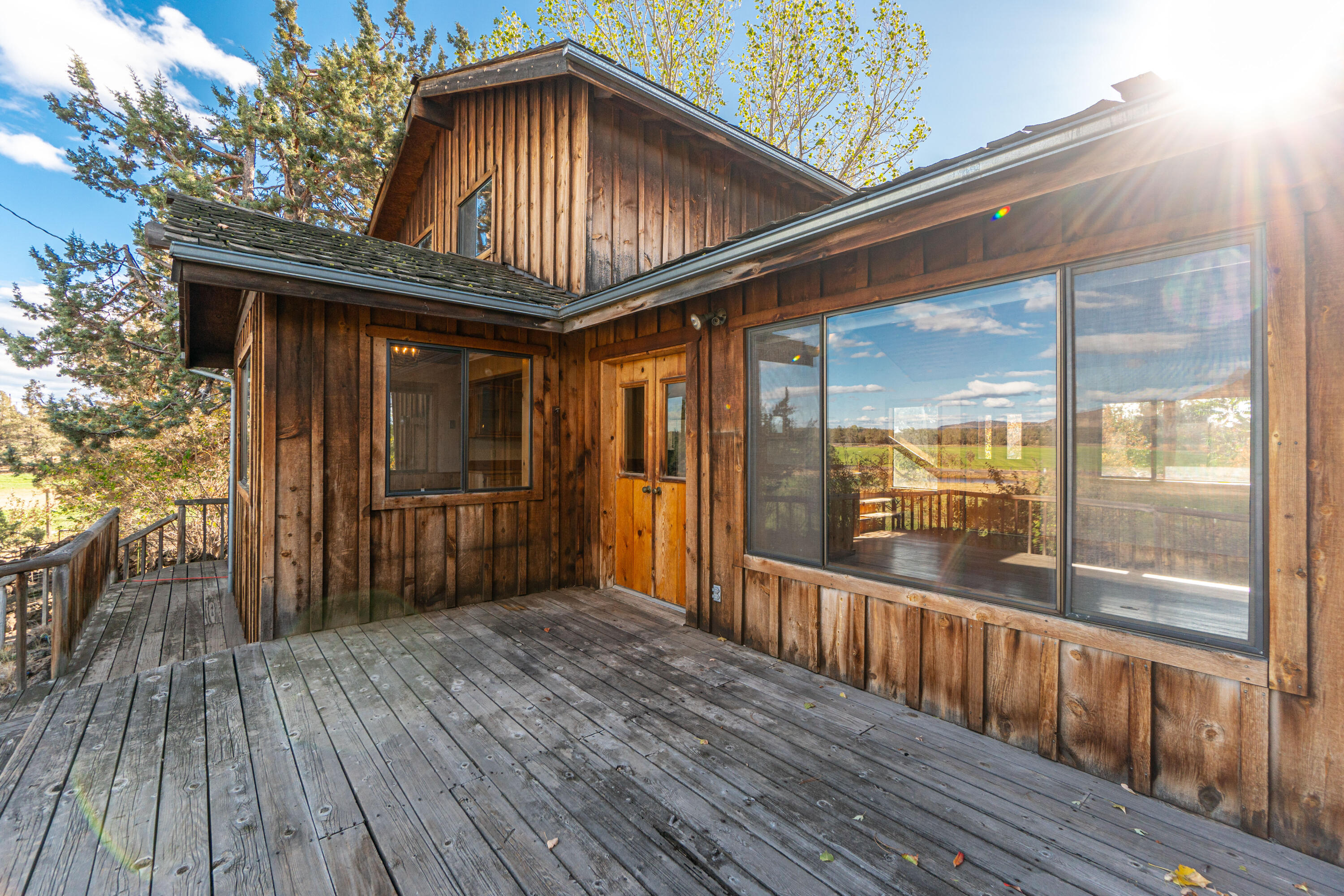 797 NE Wilcox Avenue