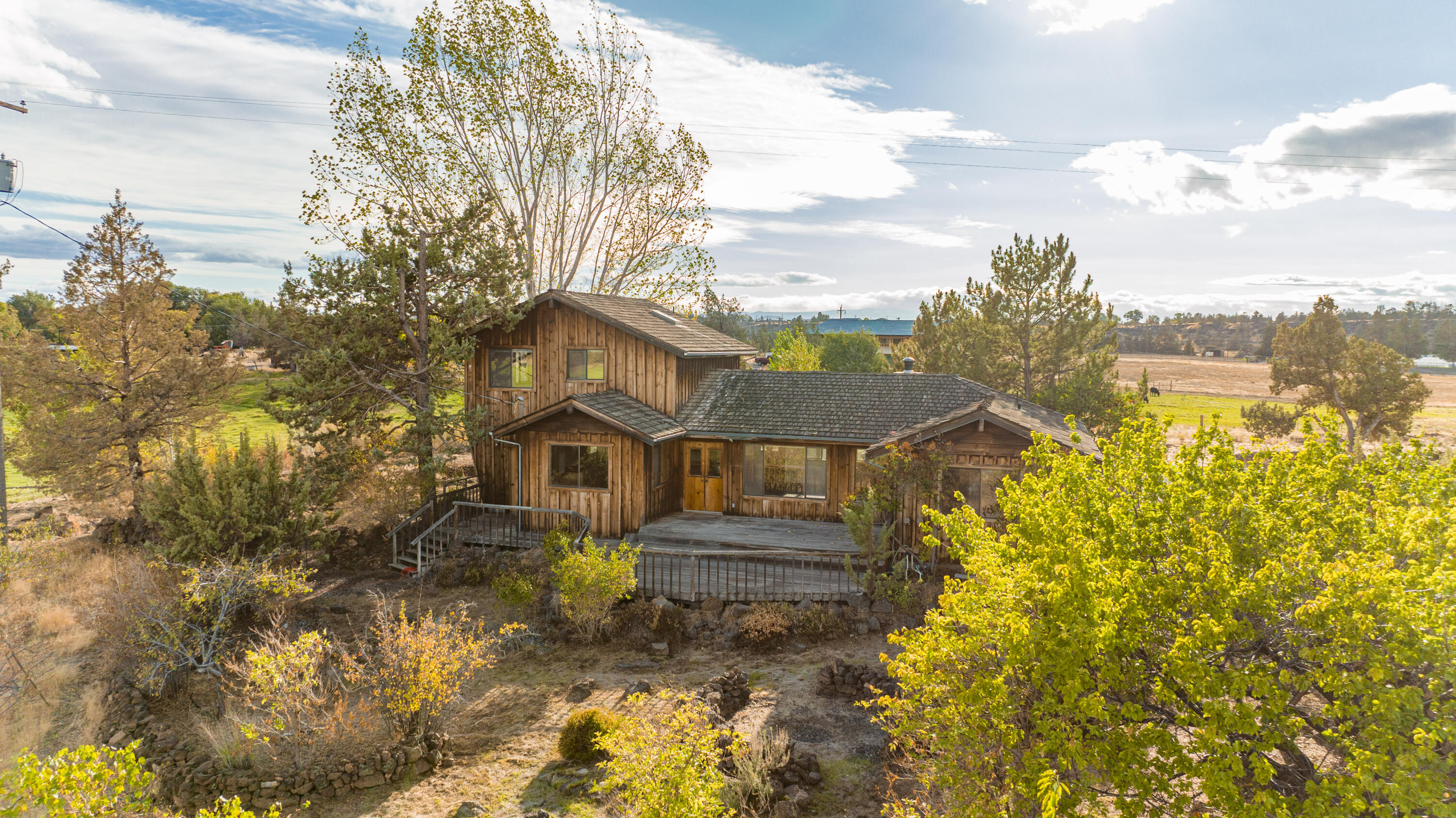 797 NE Wilcox Avenue