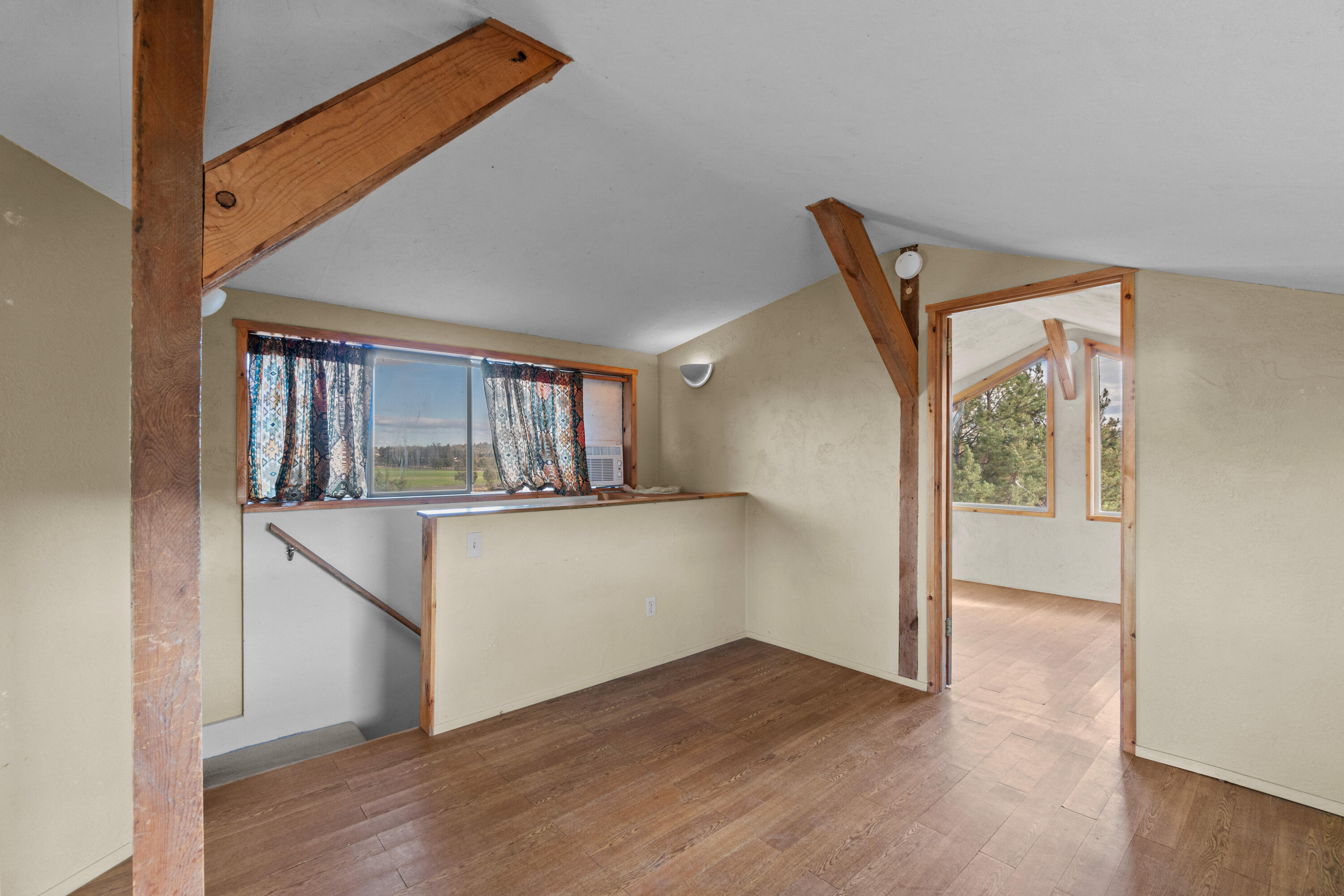 797 NE Wilcox Avenue