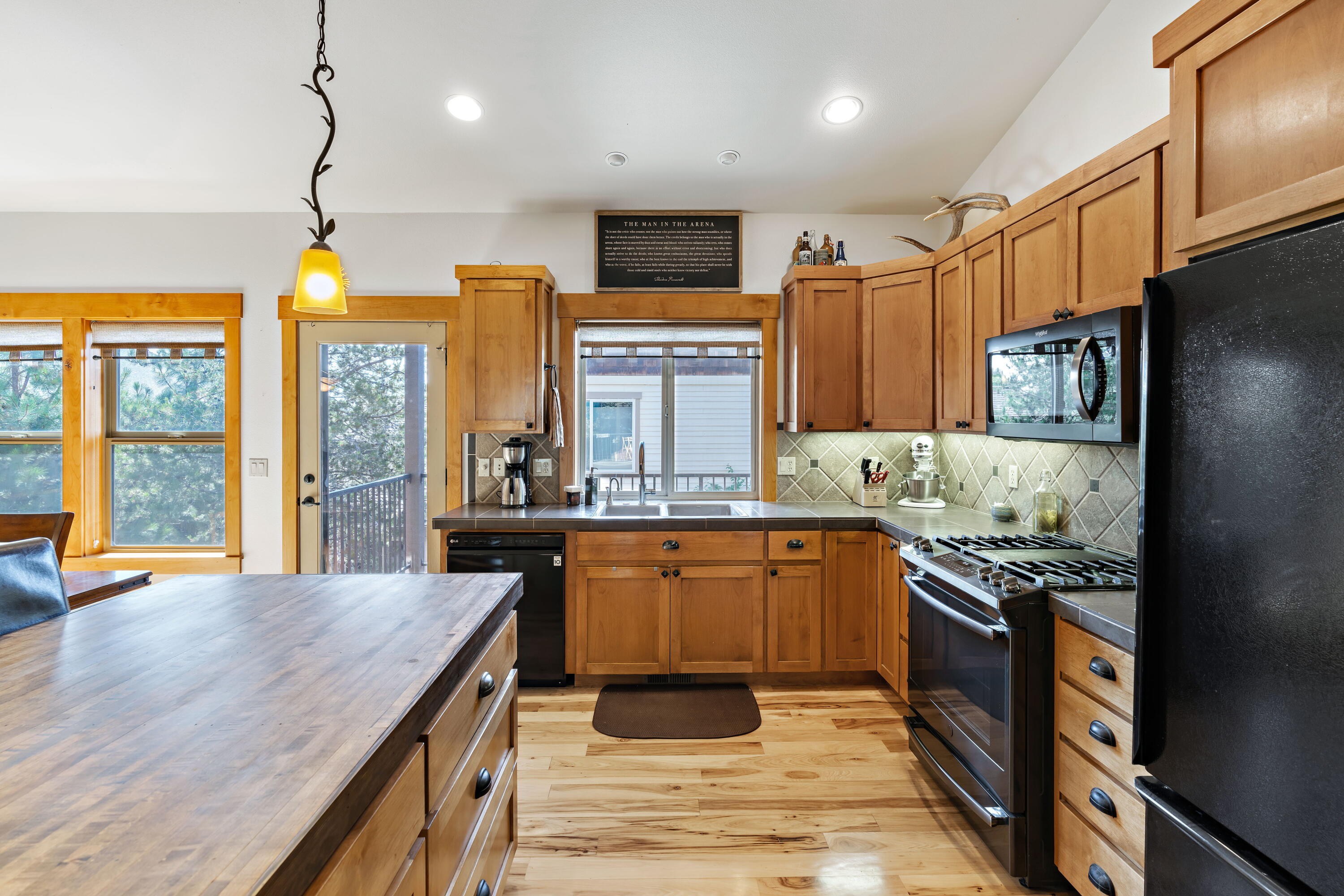 61432 Elder Ridge Street