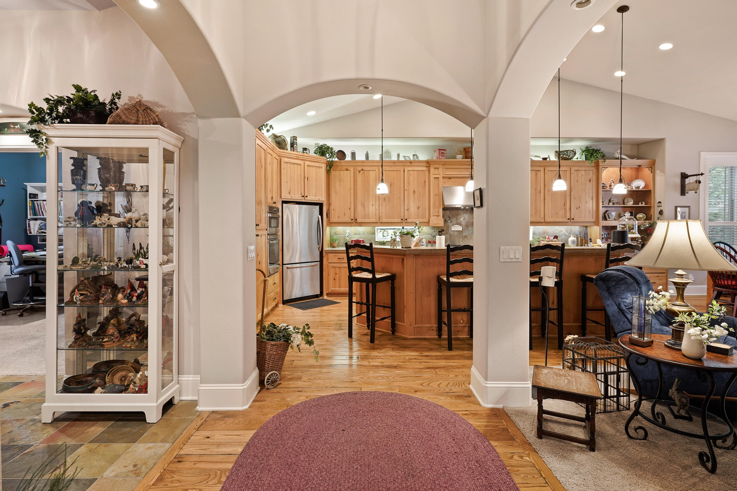 60886 Oasis Place