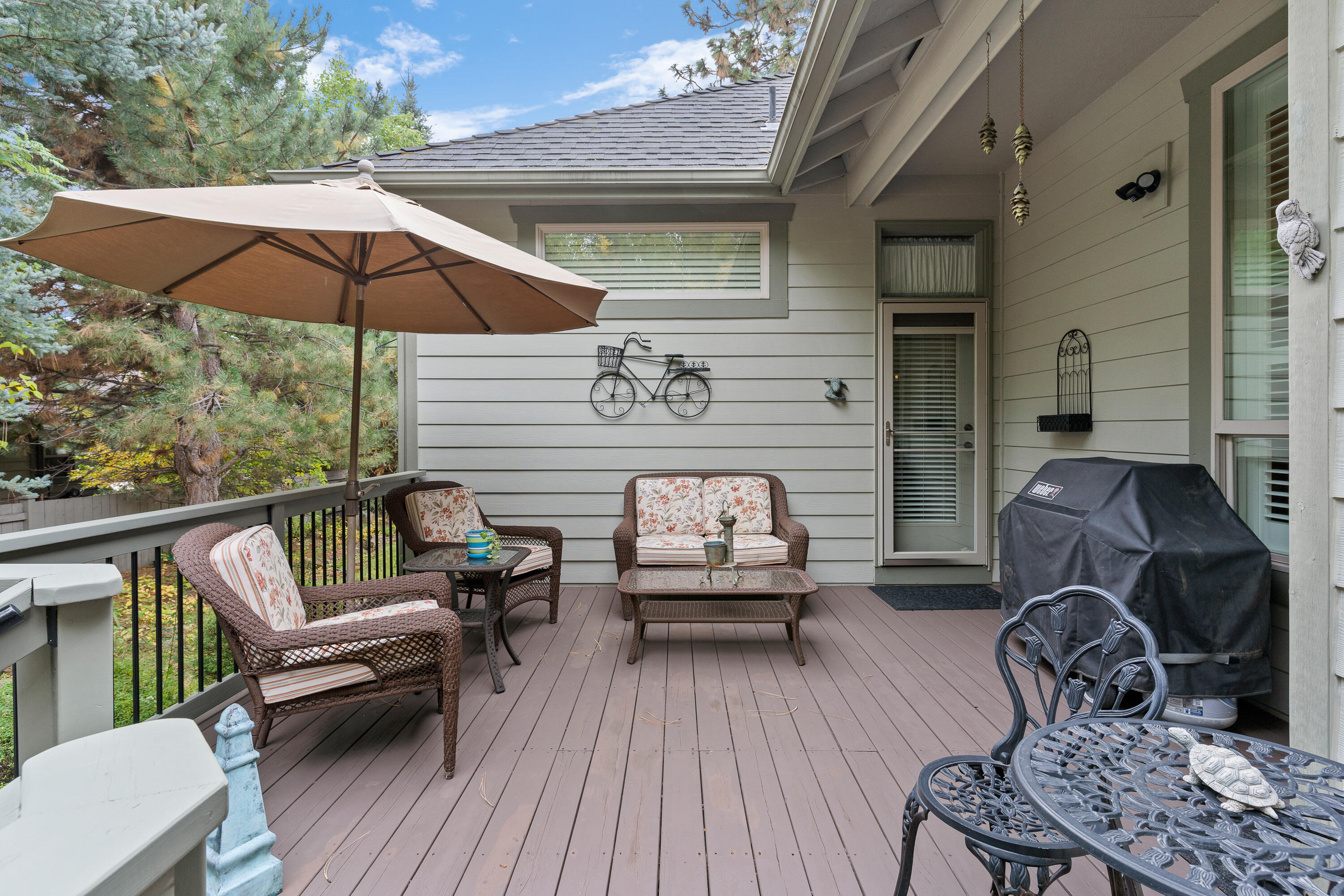 60886 Oasis Place