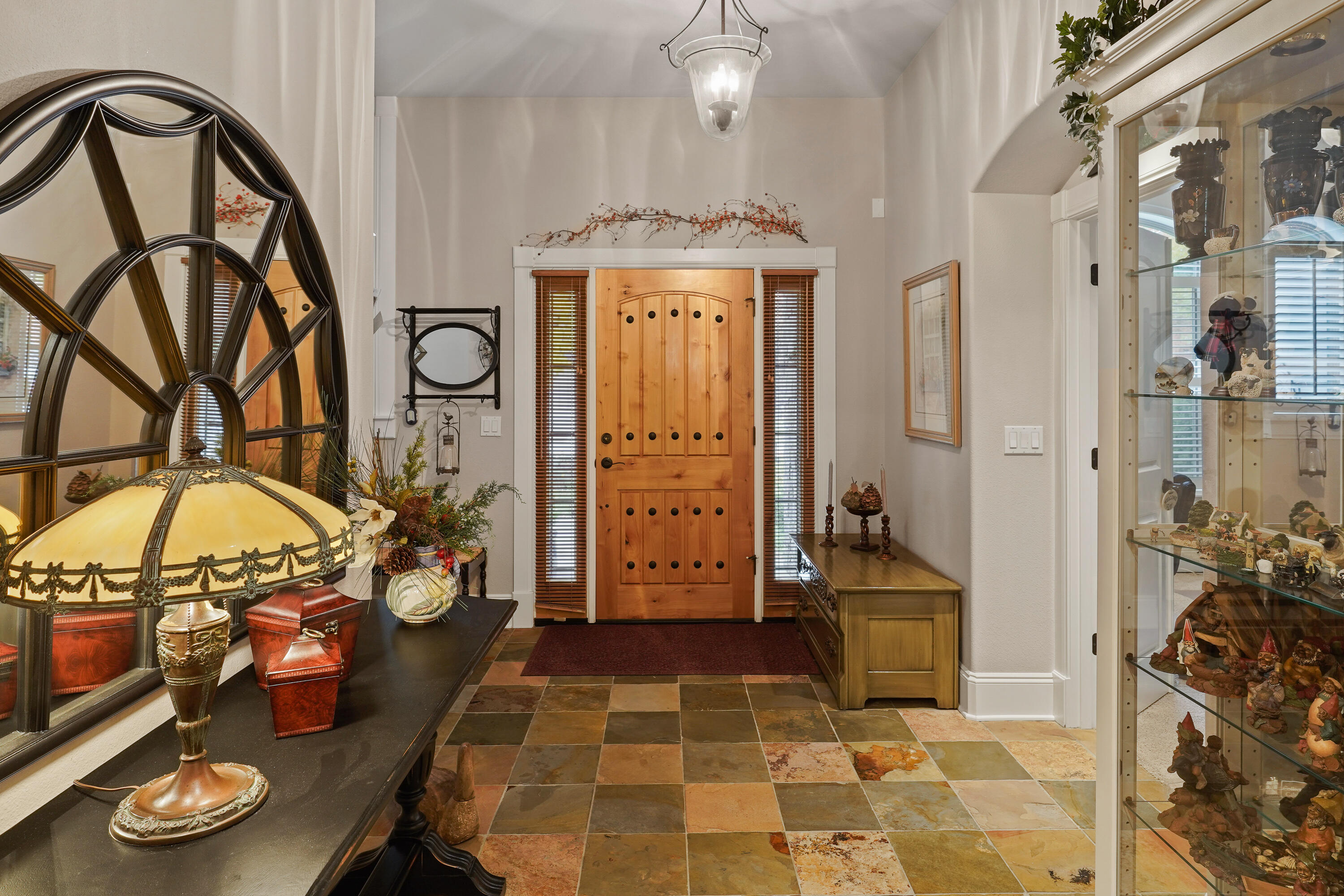 60886 Oasis Place