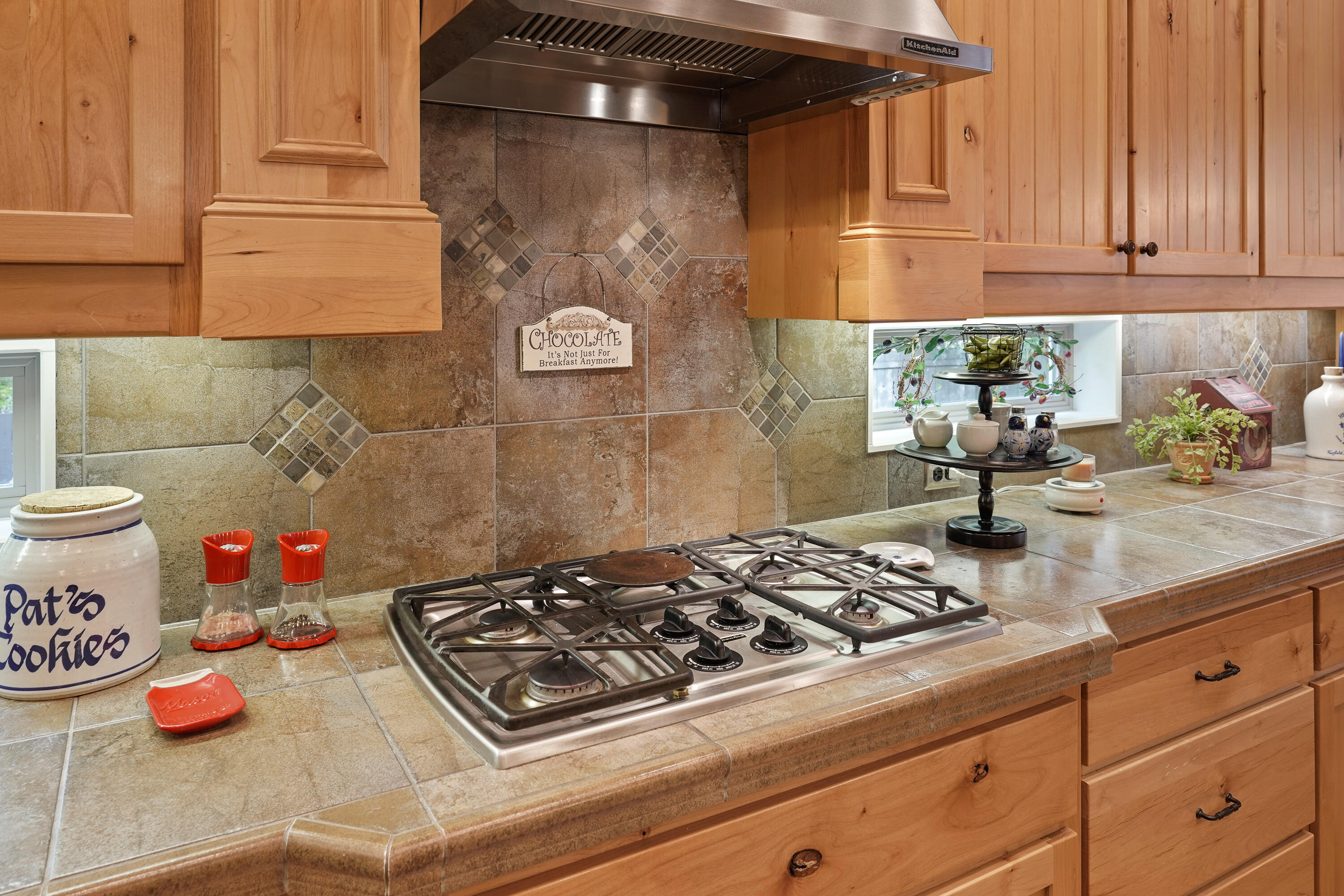 60886 Oasis Place