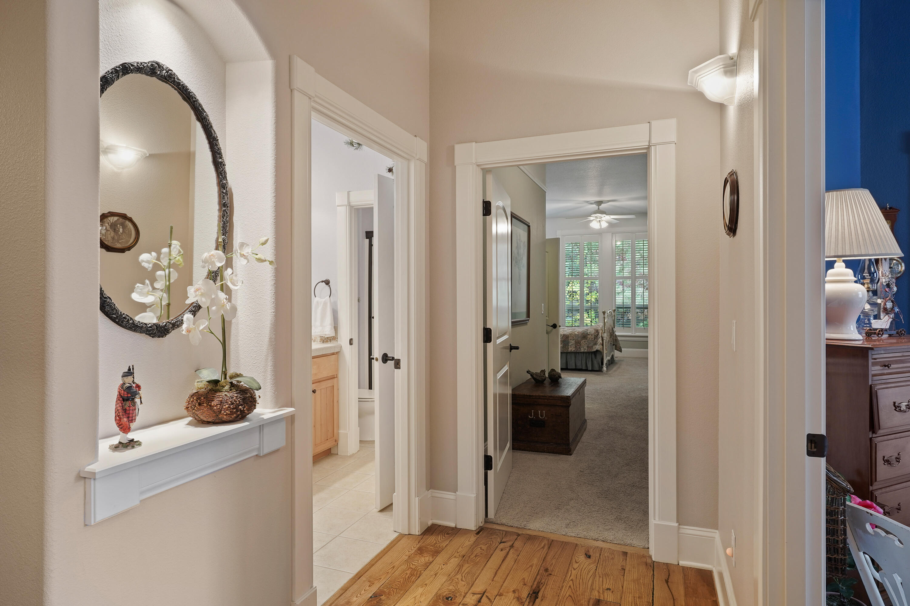 60886 Oasis Place