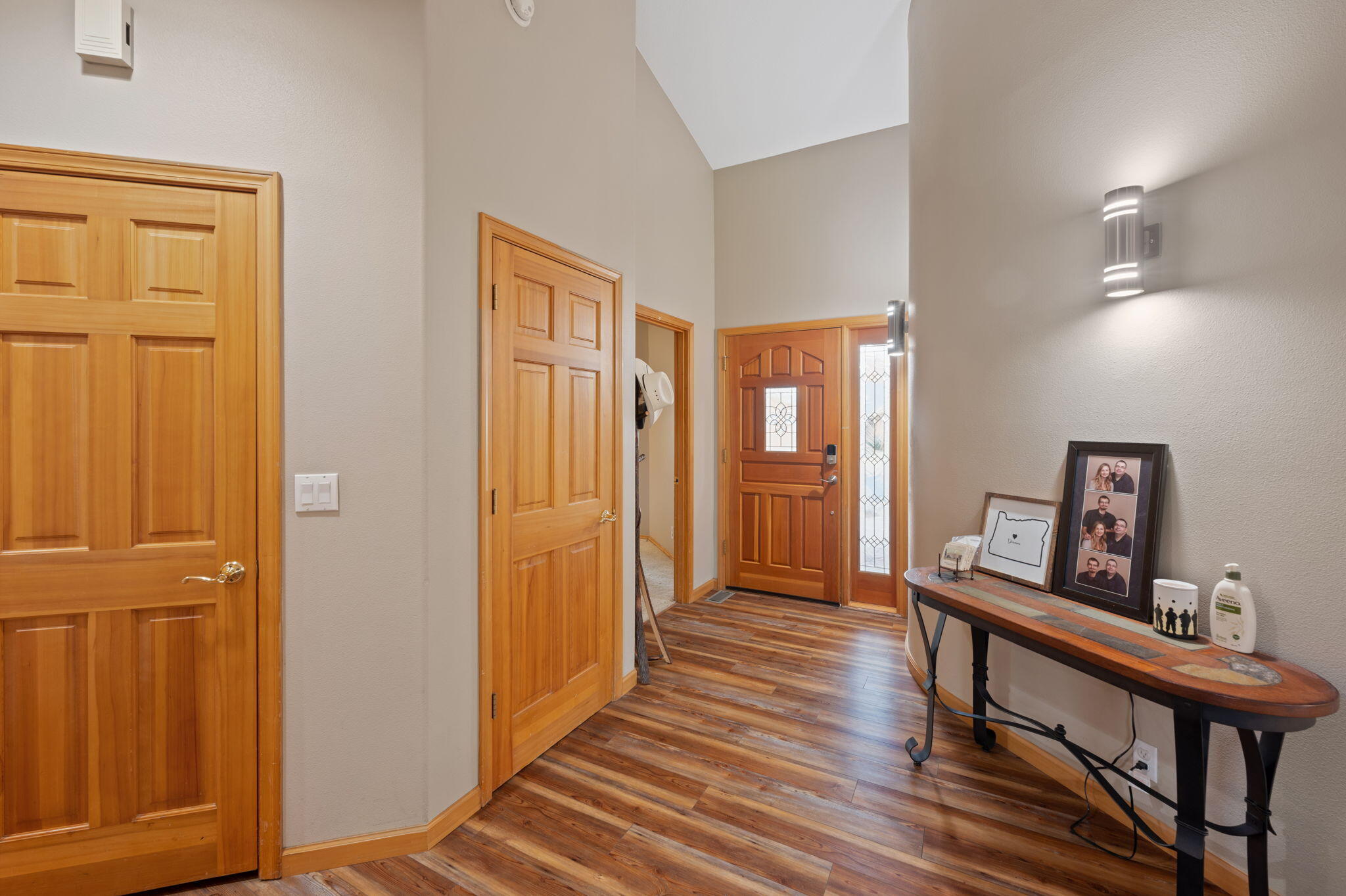 2265 NE Scarlet Court