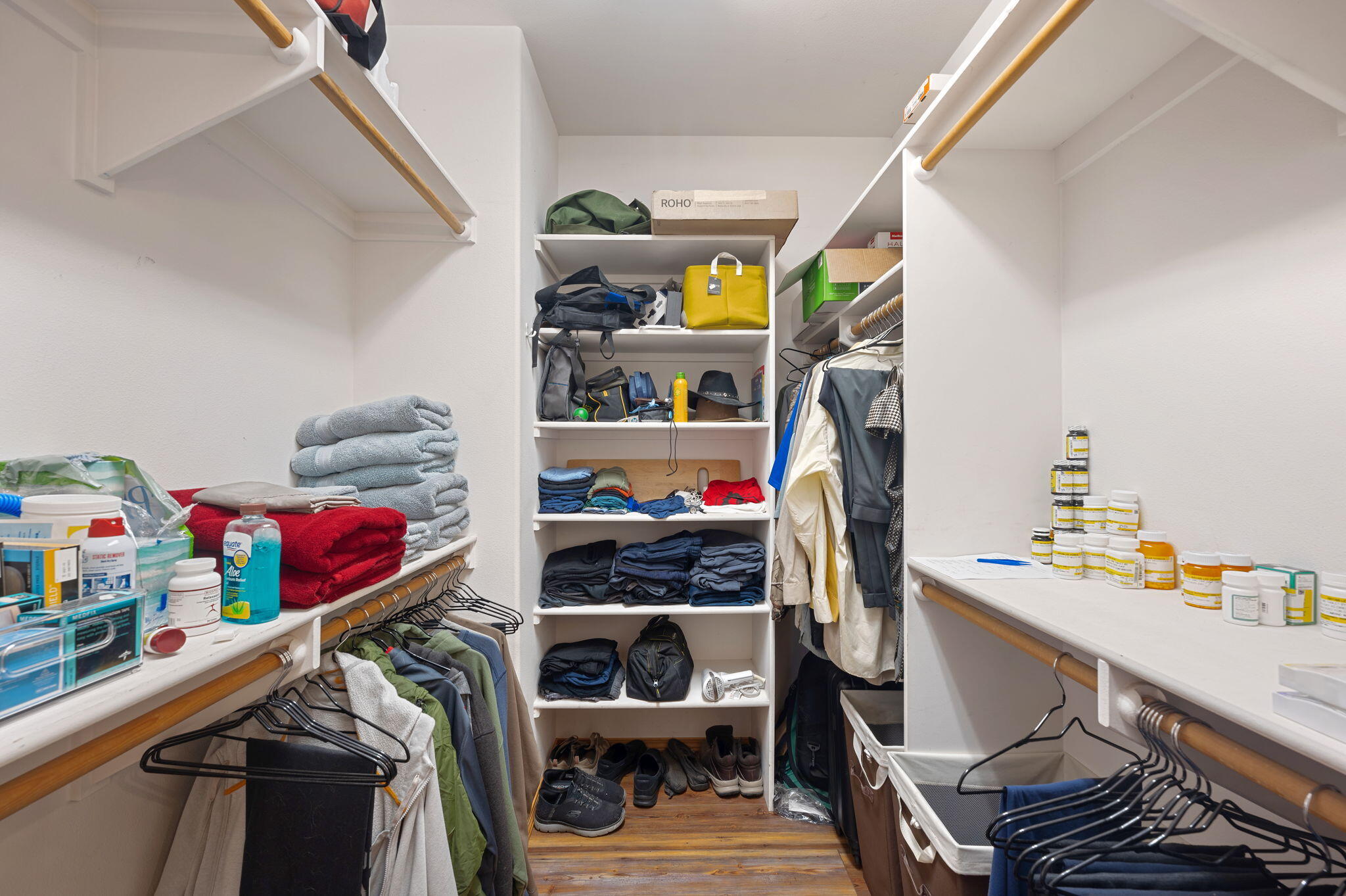 2265 NE Scarlet Court