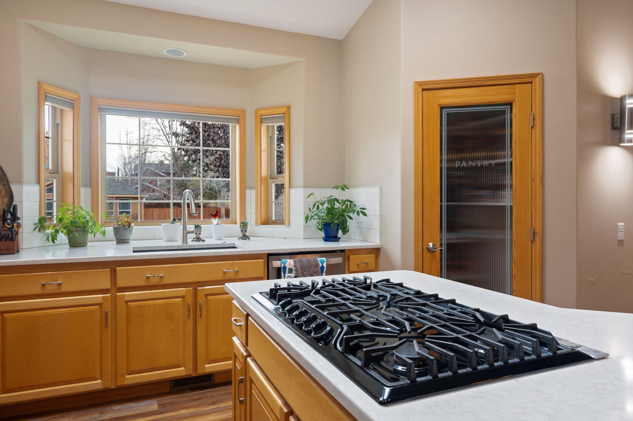 2265 NE Scarlet Court