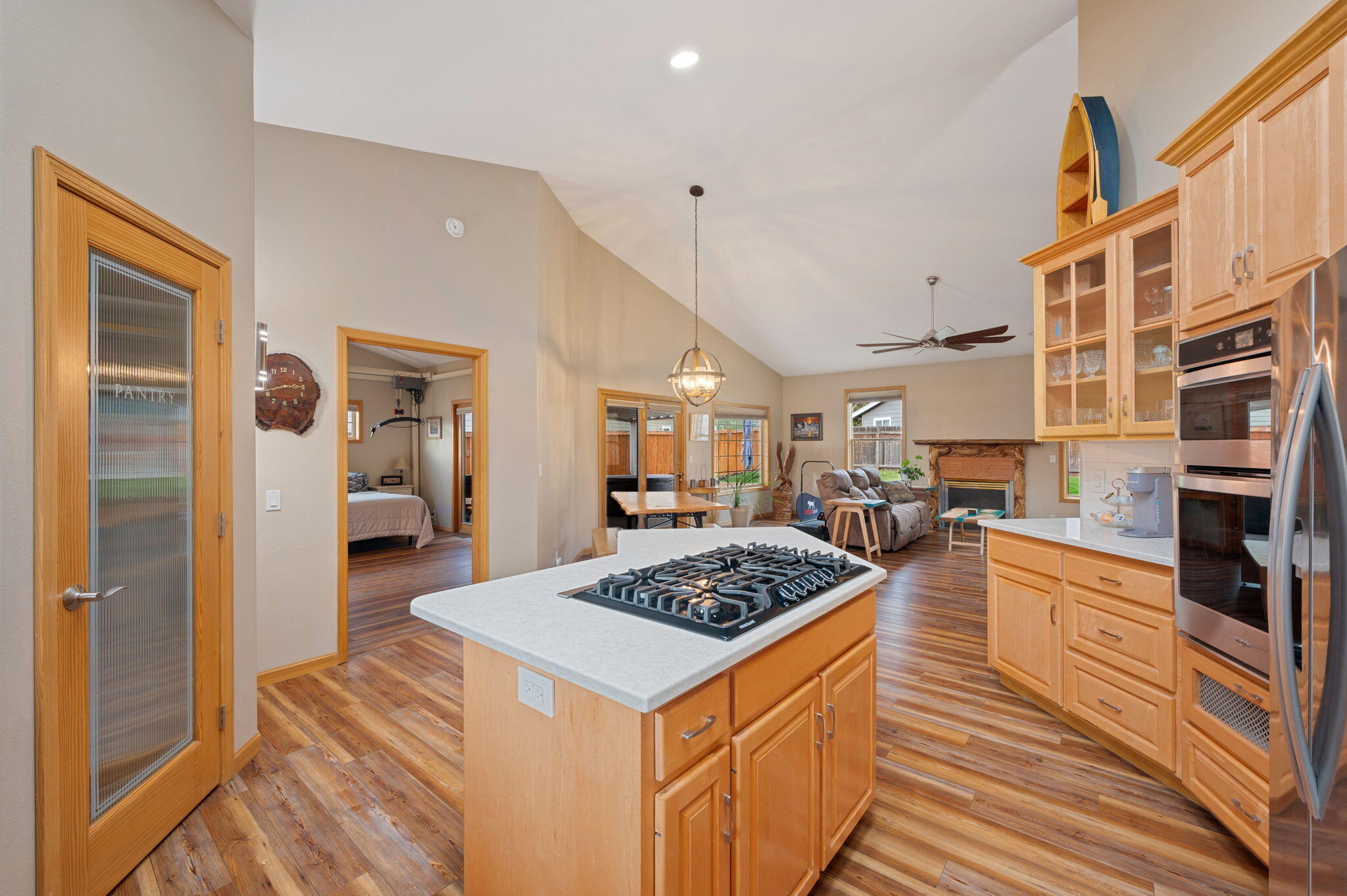 2265 NE Scarlet Court