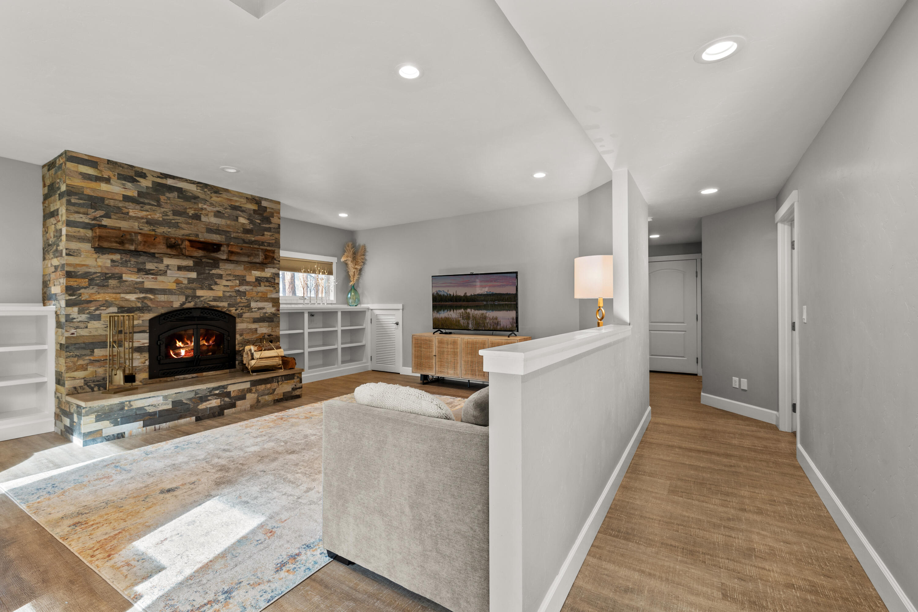 972 E Timber Pine Drive