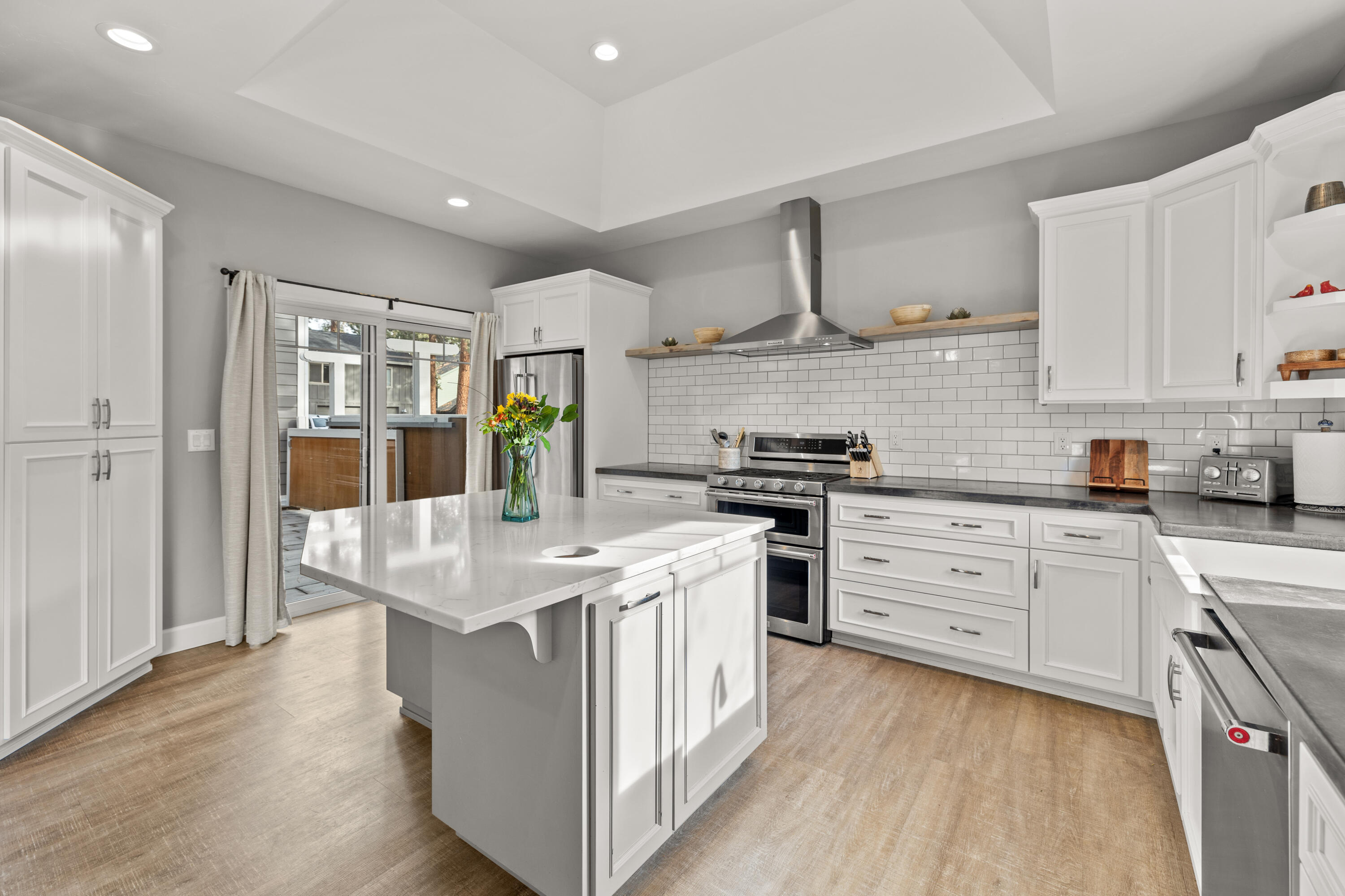 972 E Timber Pine Drive