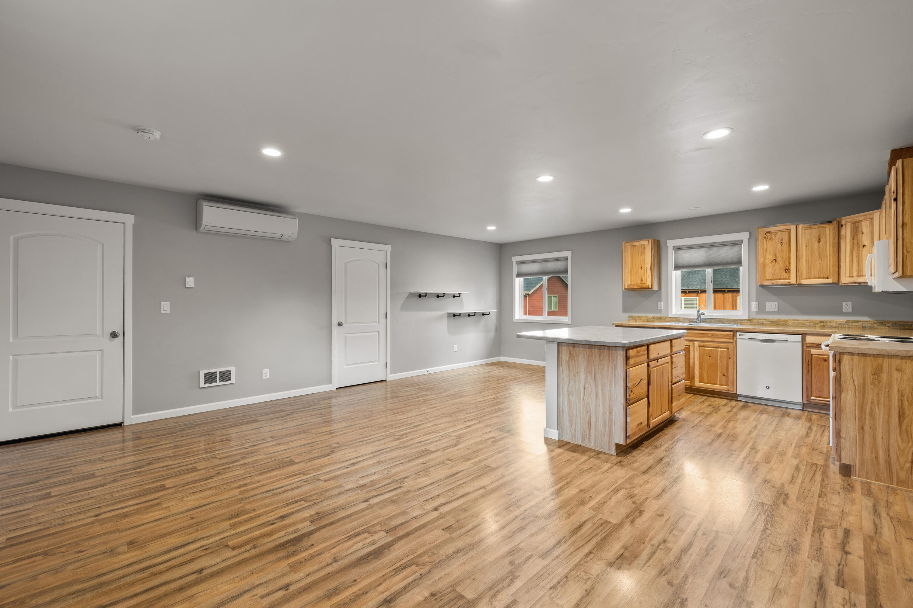 972 E Timber Pine Drive