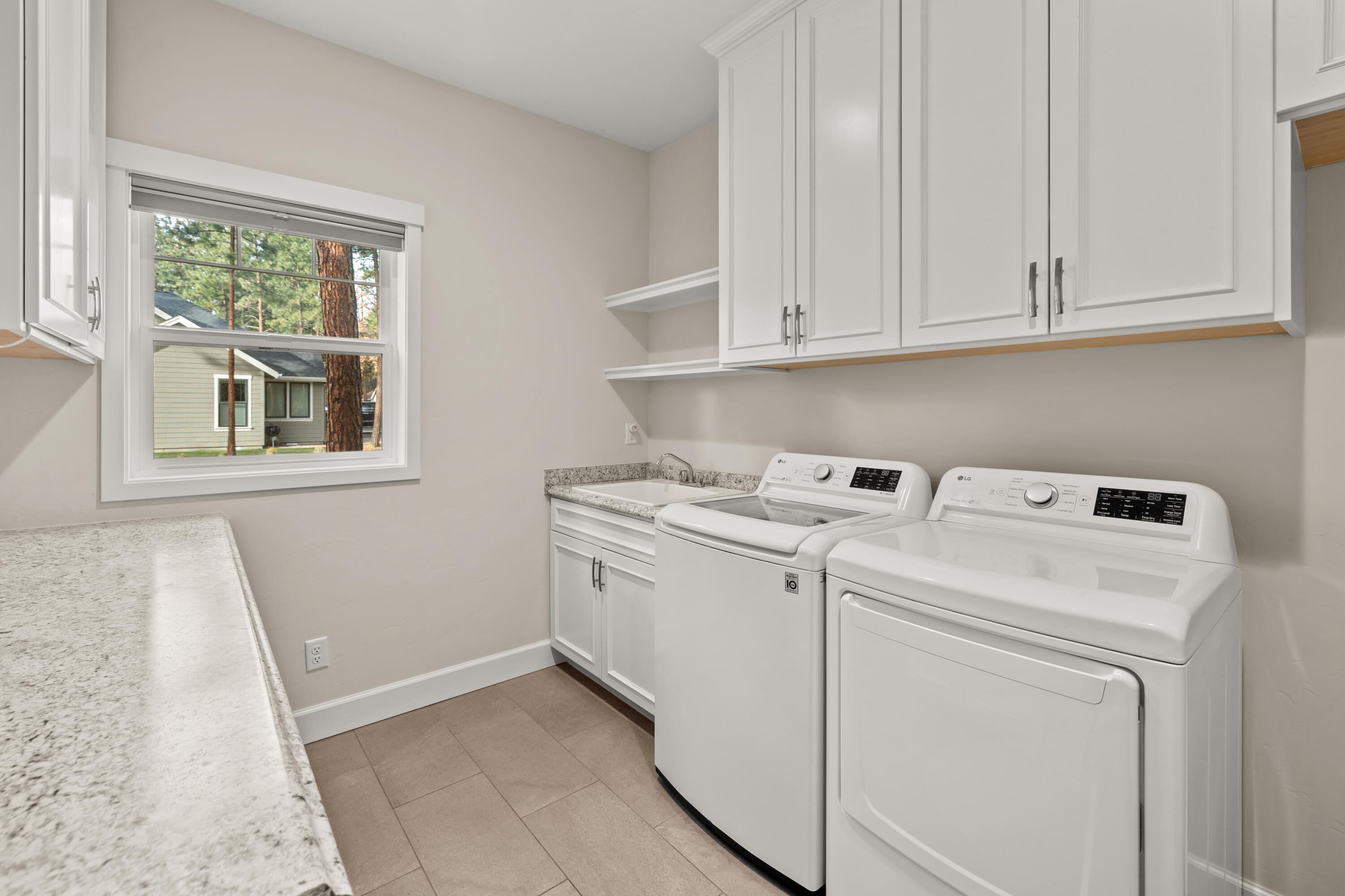 972 E Timber Pine Drive