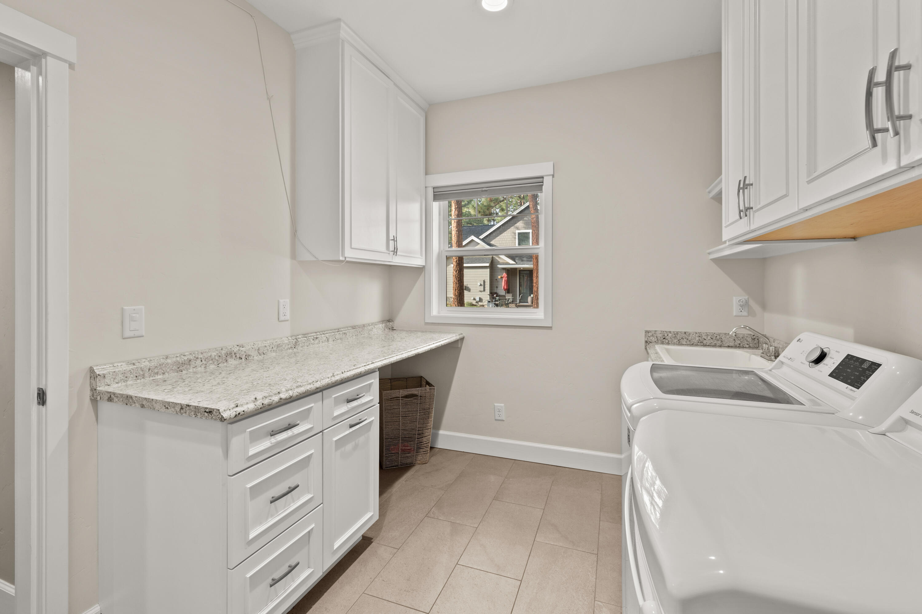 972 E Timber Pine Drive