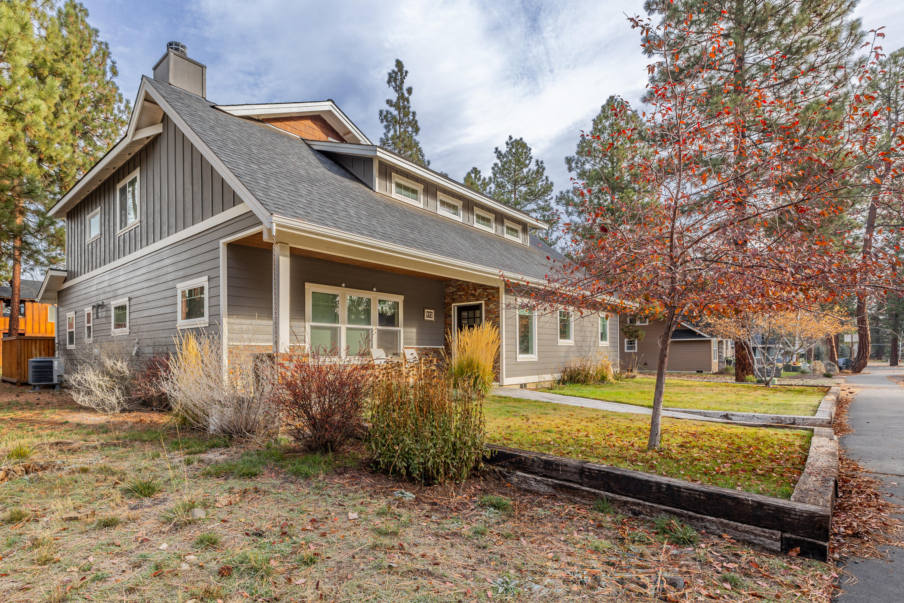 972 E Timber Pine Drive