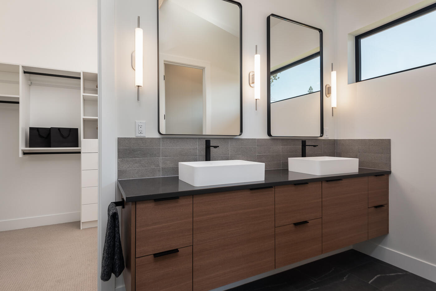 3194 NW Strickland Way Unit: Lot 198