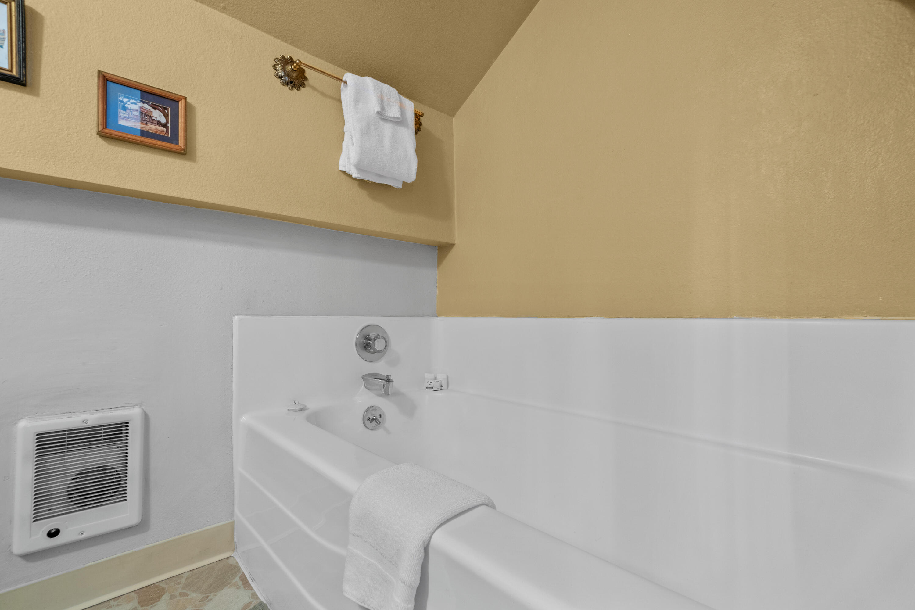57444 Quartz Mountain Lane