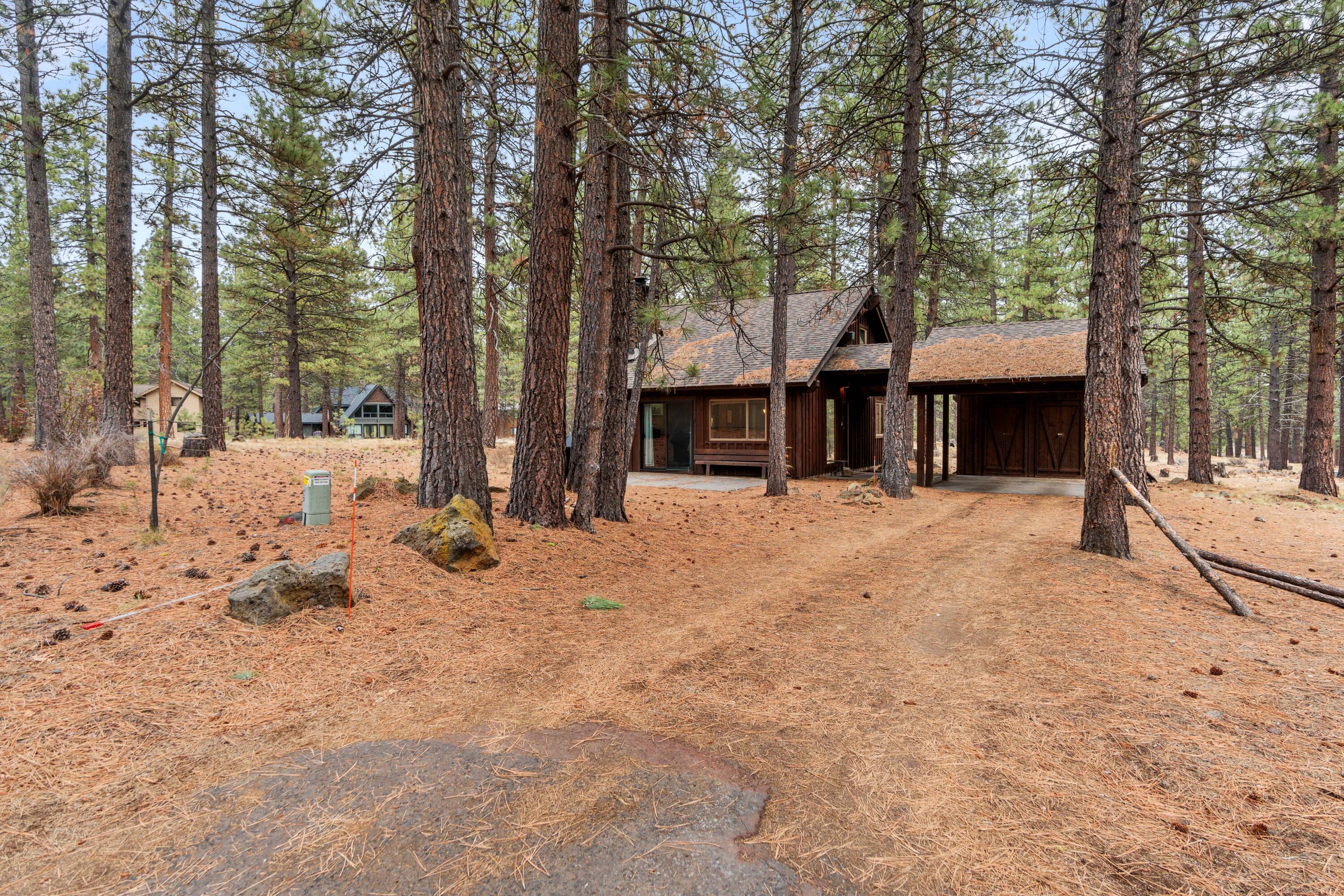 57444 Quartz Mountain Lane
