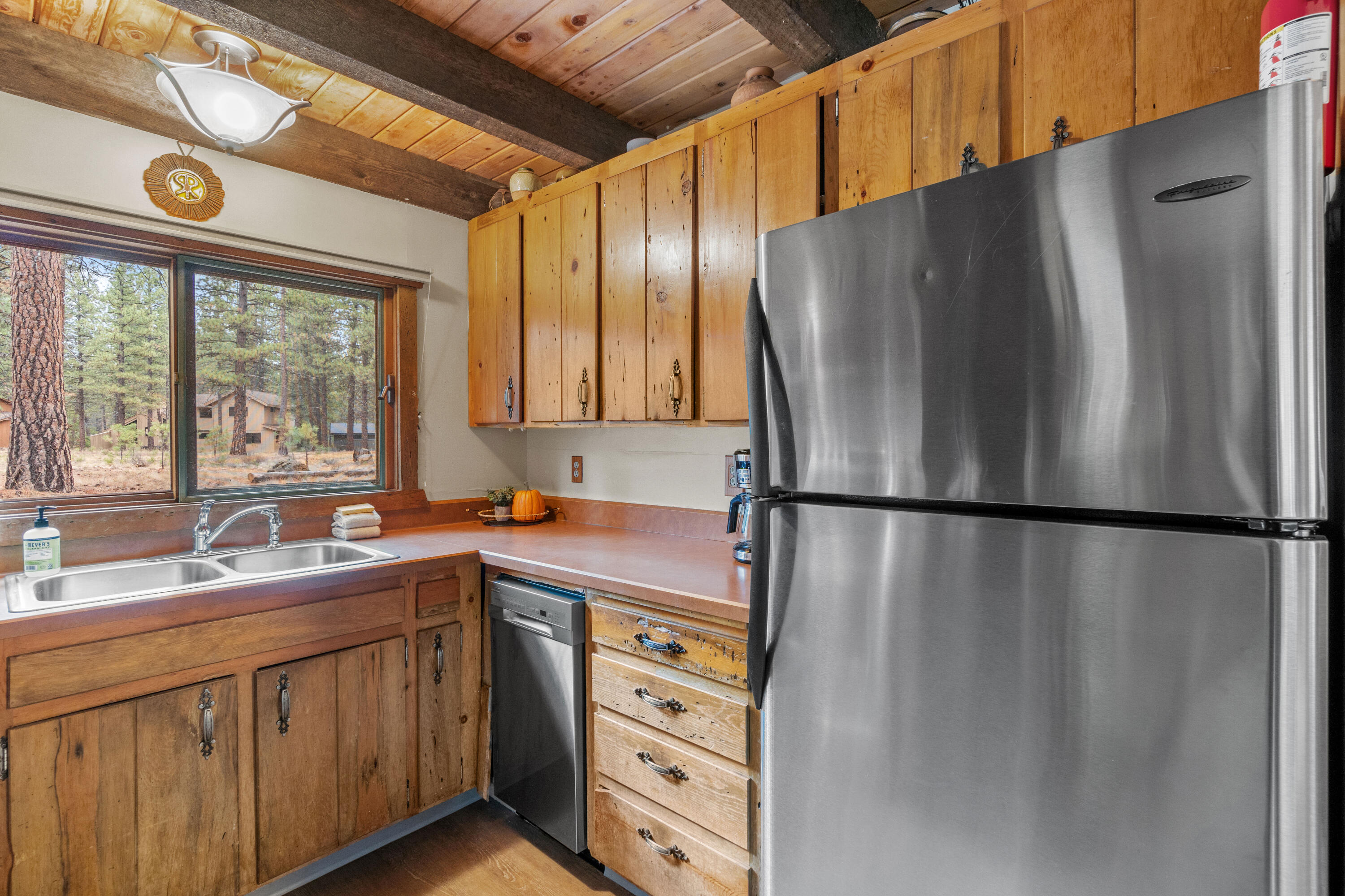 57444 Quartz Mountain Lane
