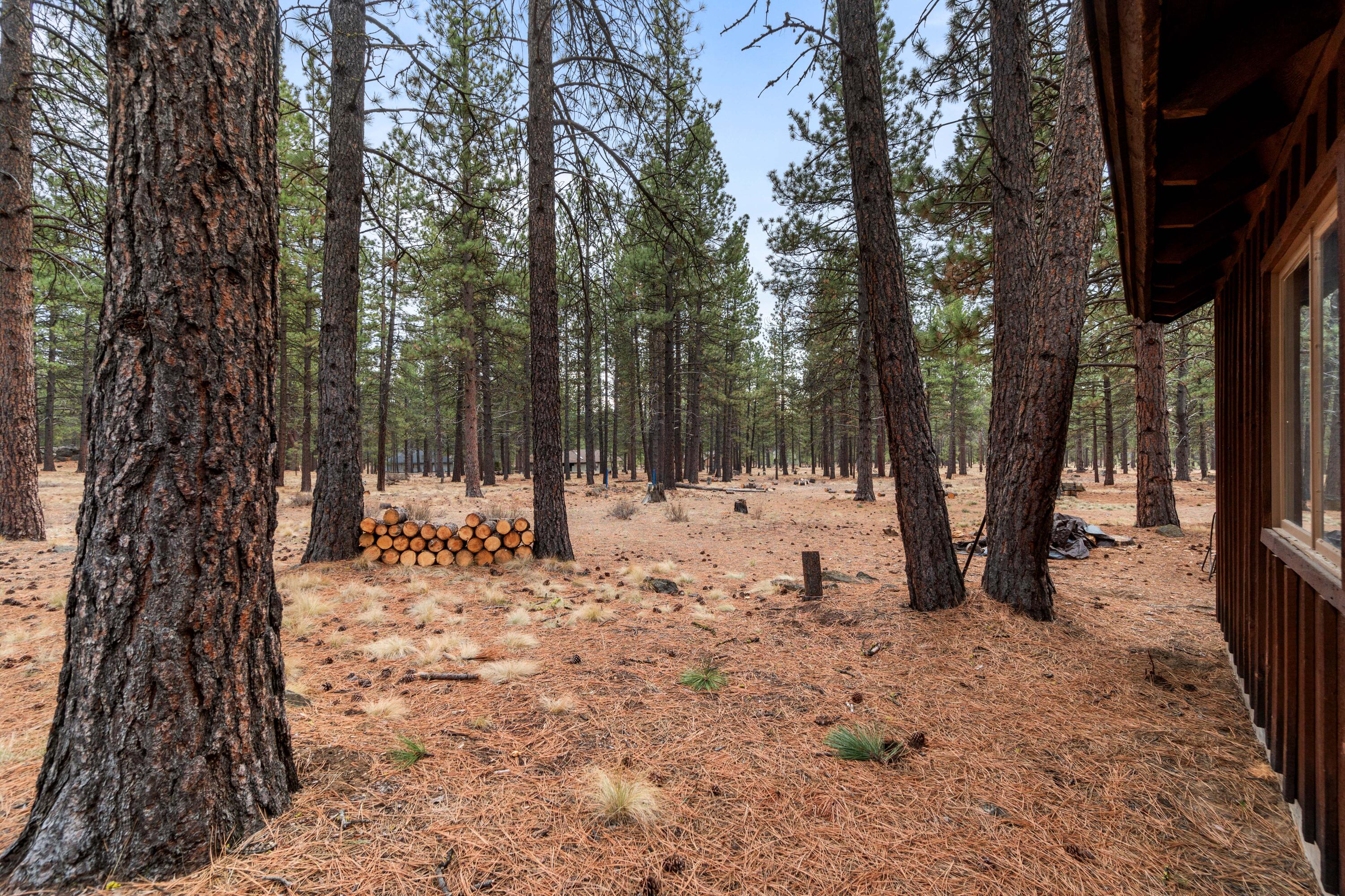 57444 Quartz Mountain Lane
