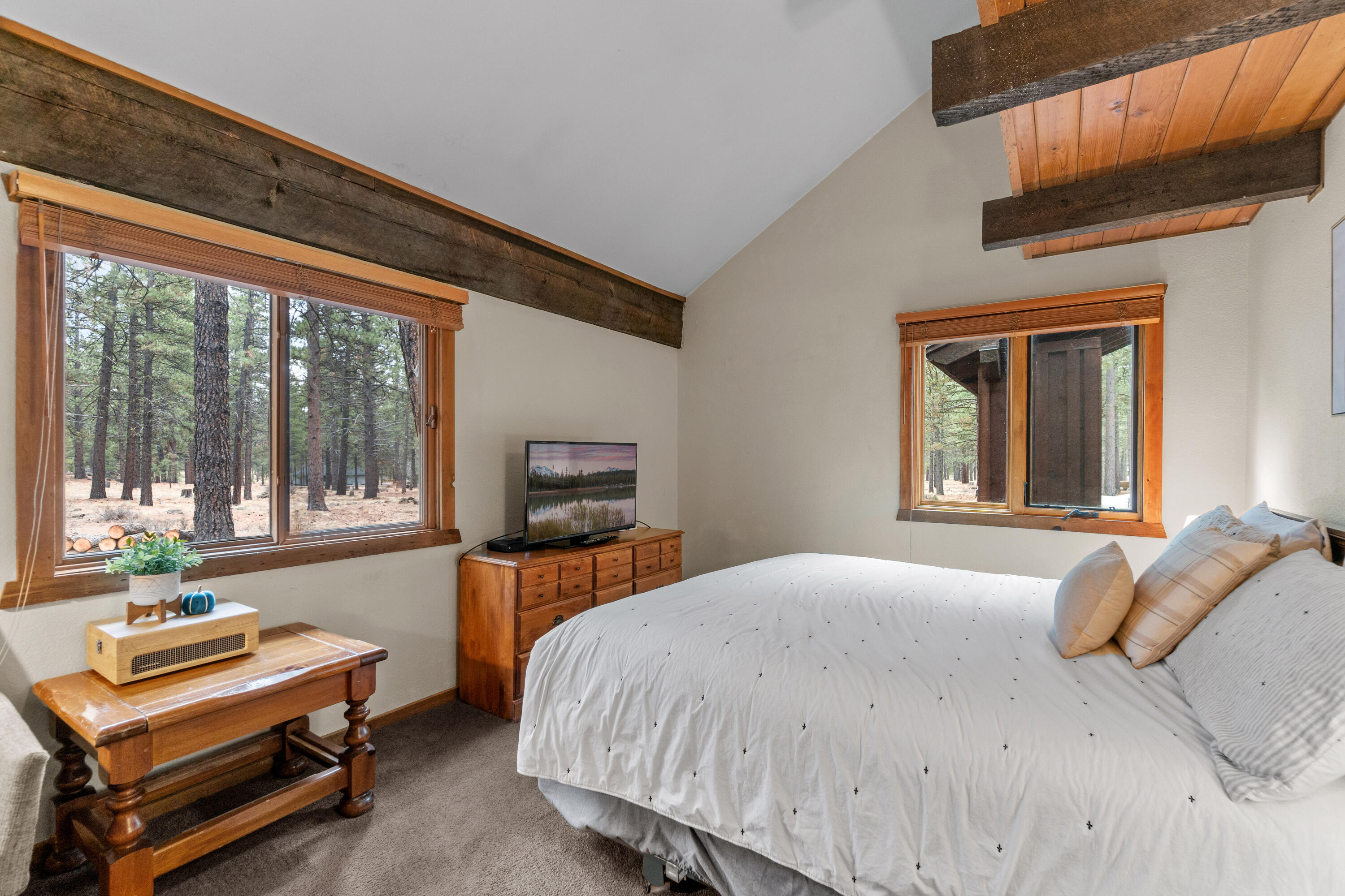 57444 Quartz Mountain Lane