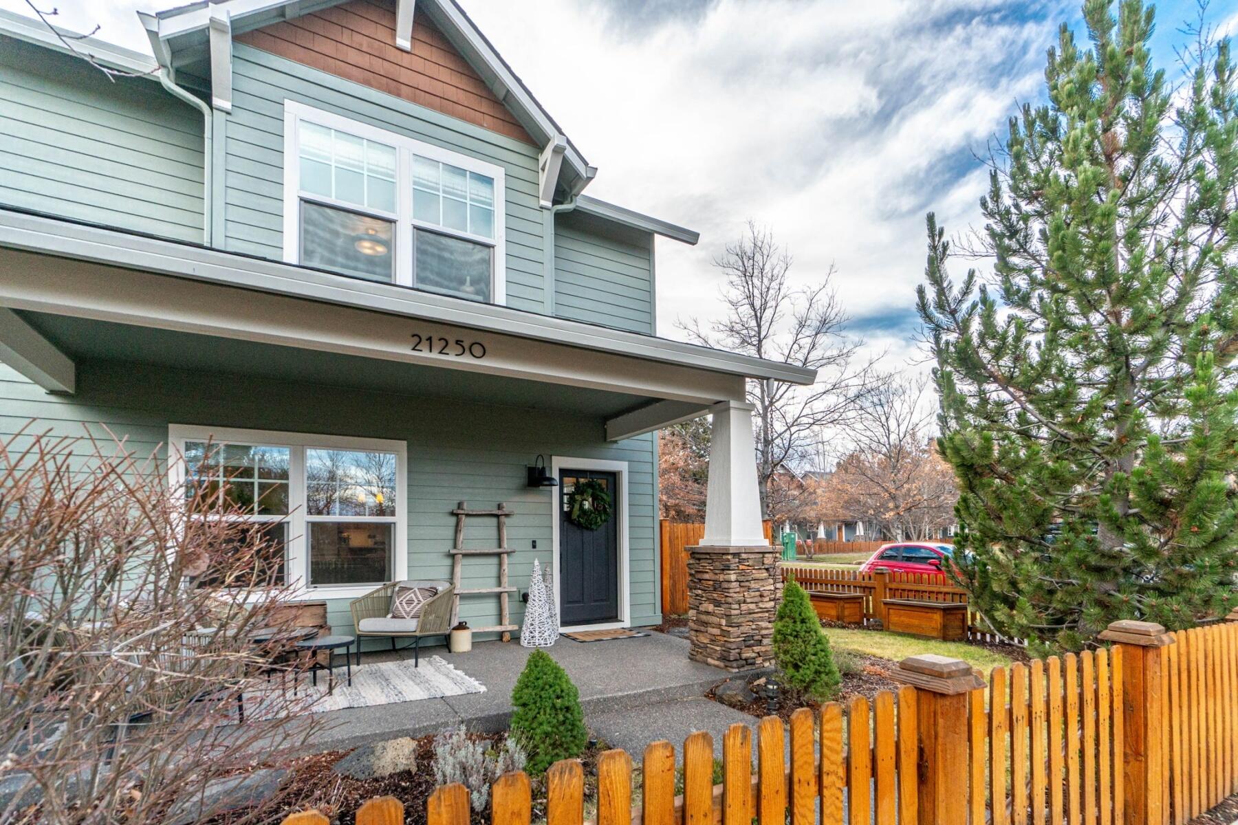 21250 Woodruff Place