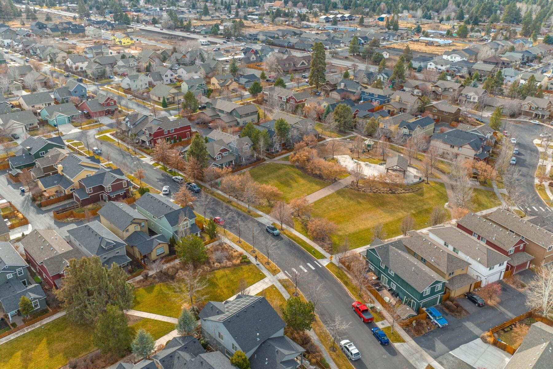 21250 Woodruff Place