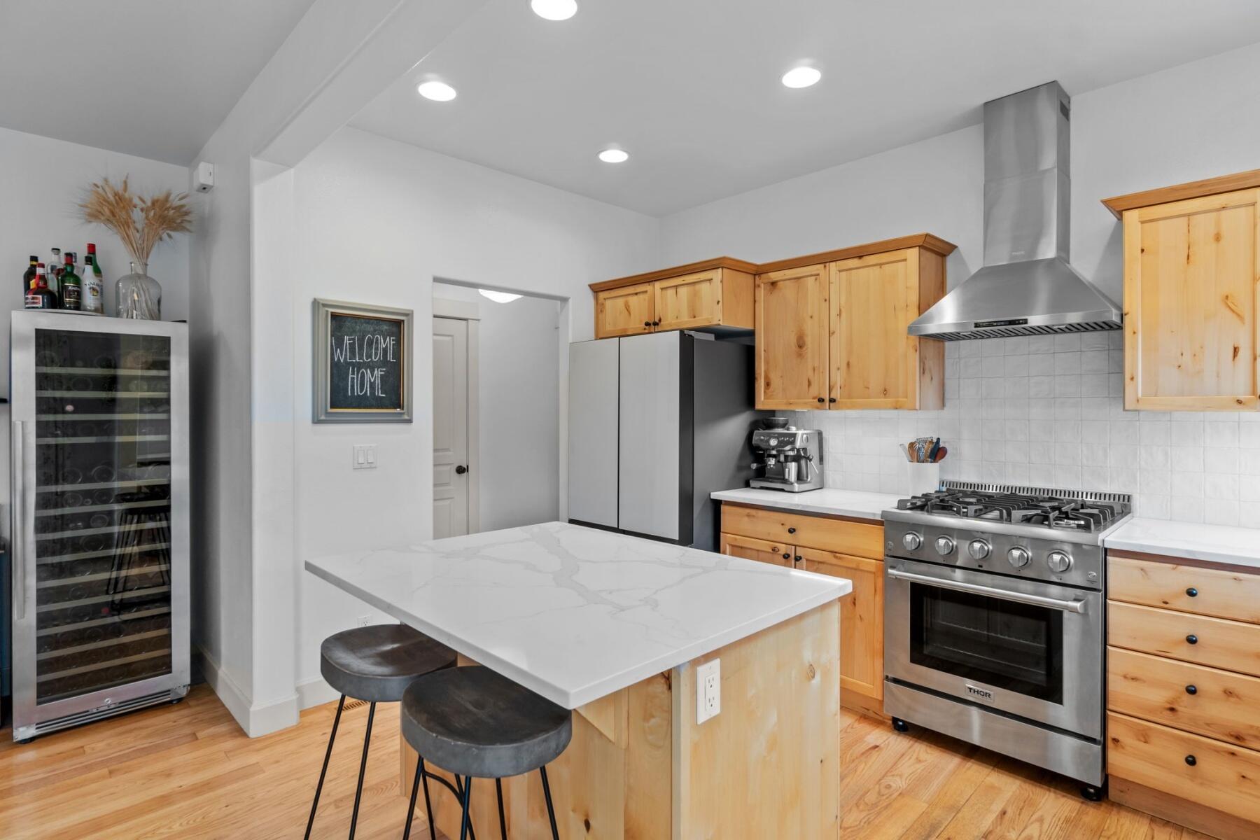 21250 Woodruff Place