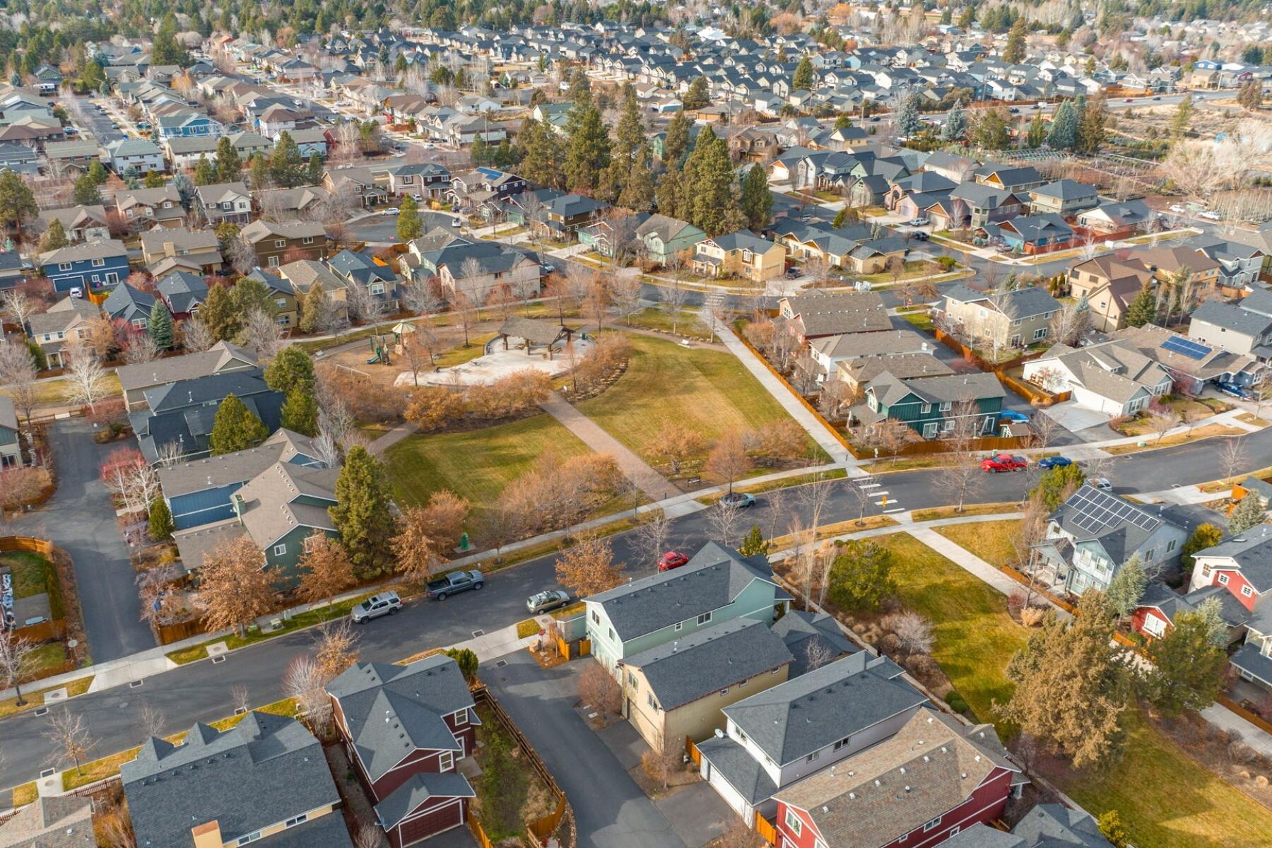 21250 Woodruff Place