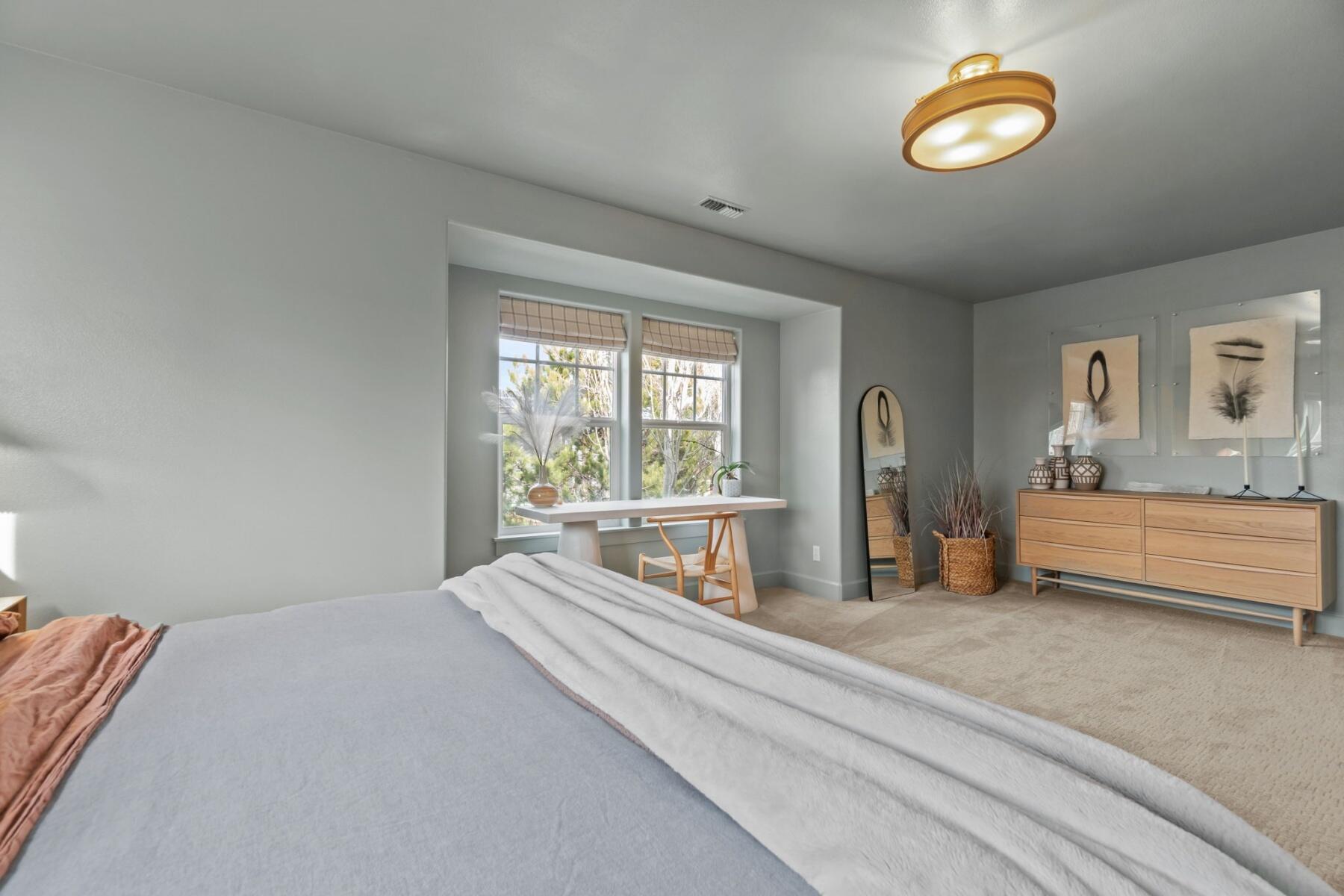 21250 Woodruff Place