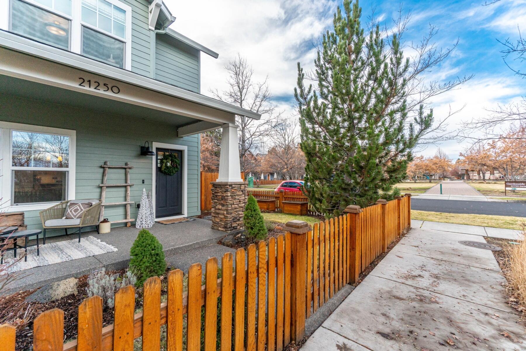 21250 Woodruff Place