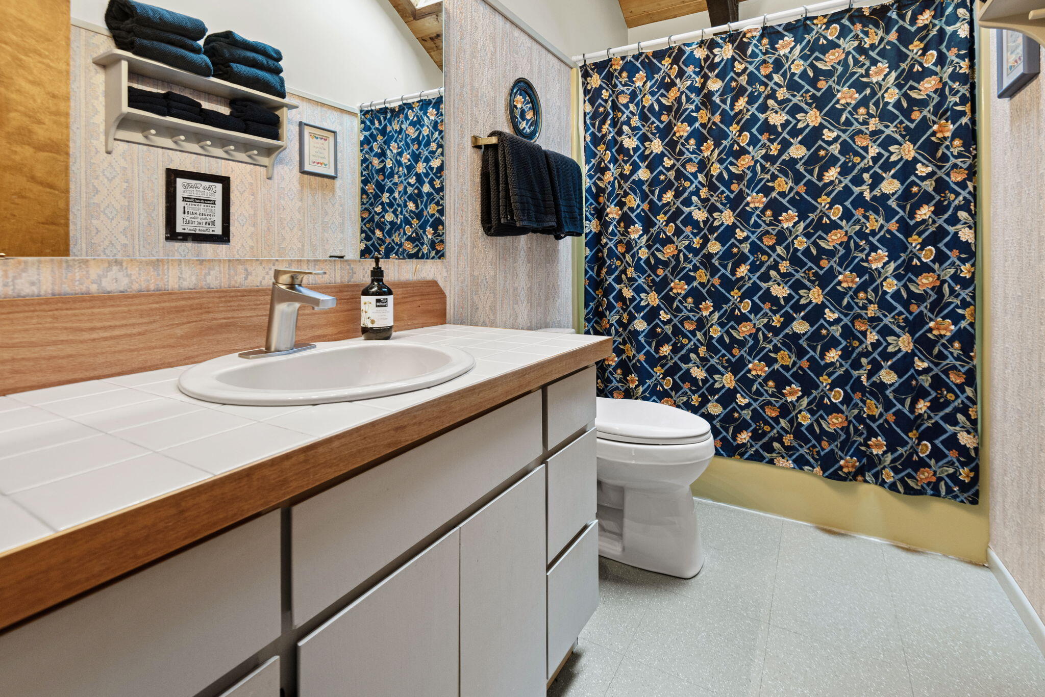 70626 Larkspur Unit: SM 126
