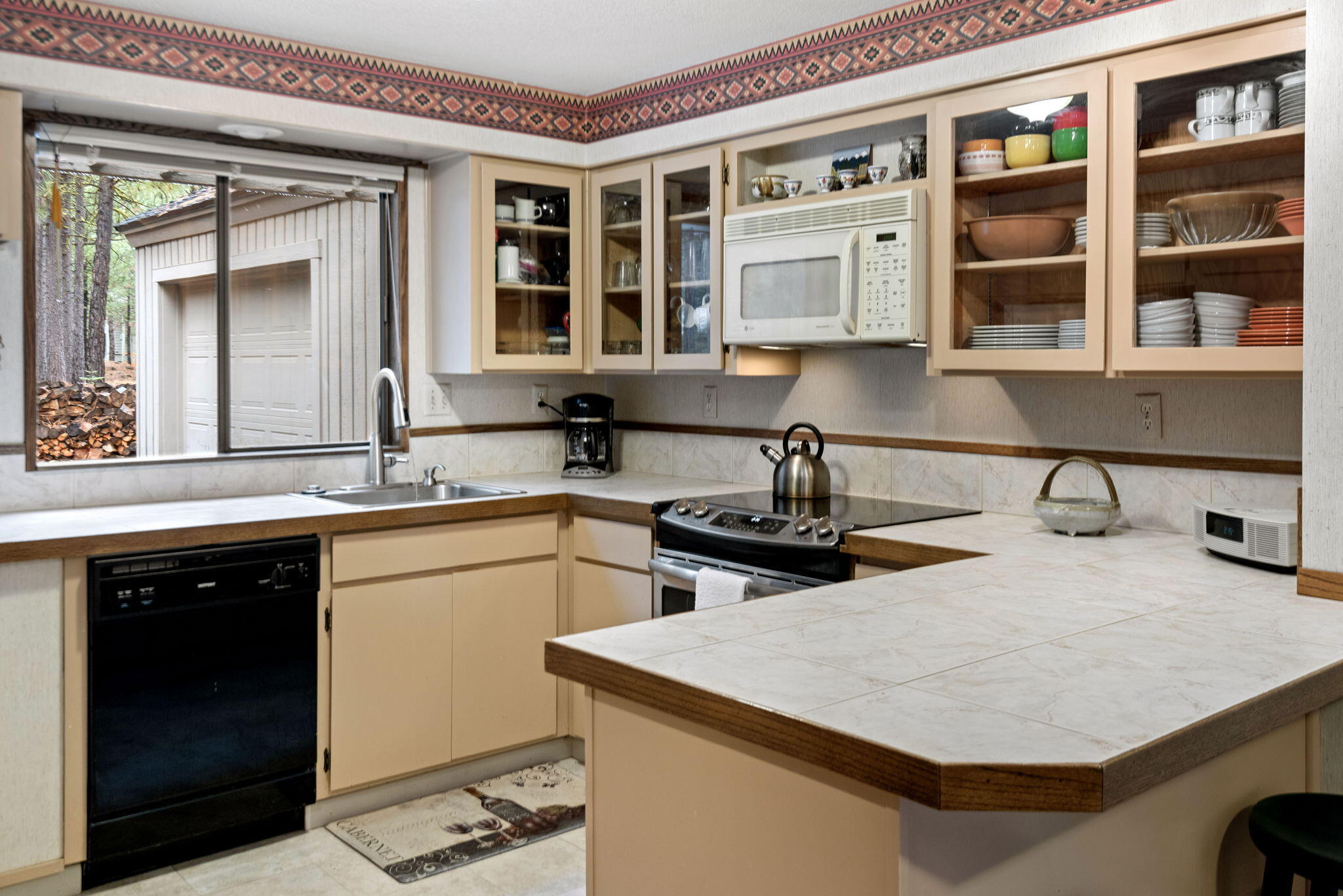 70626 Larkspur Unit: SM 126
