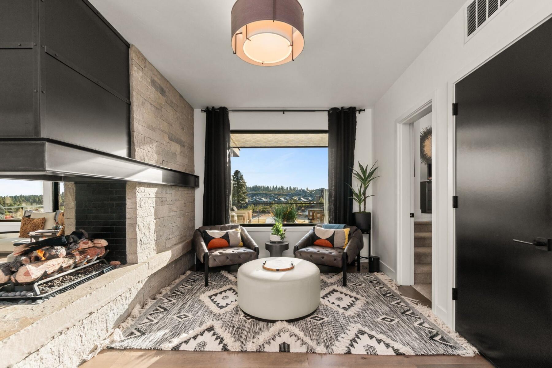 61456 Skene Trail
