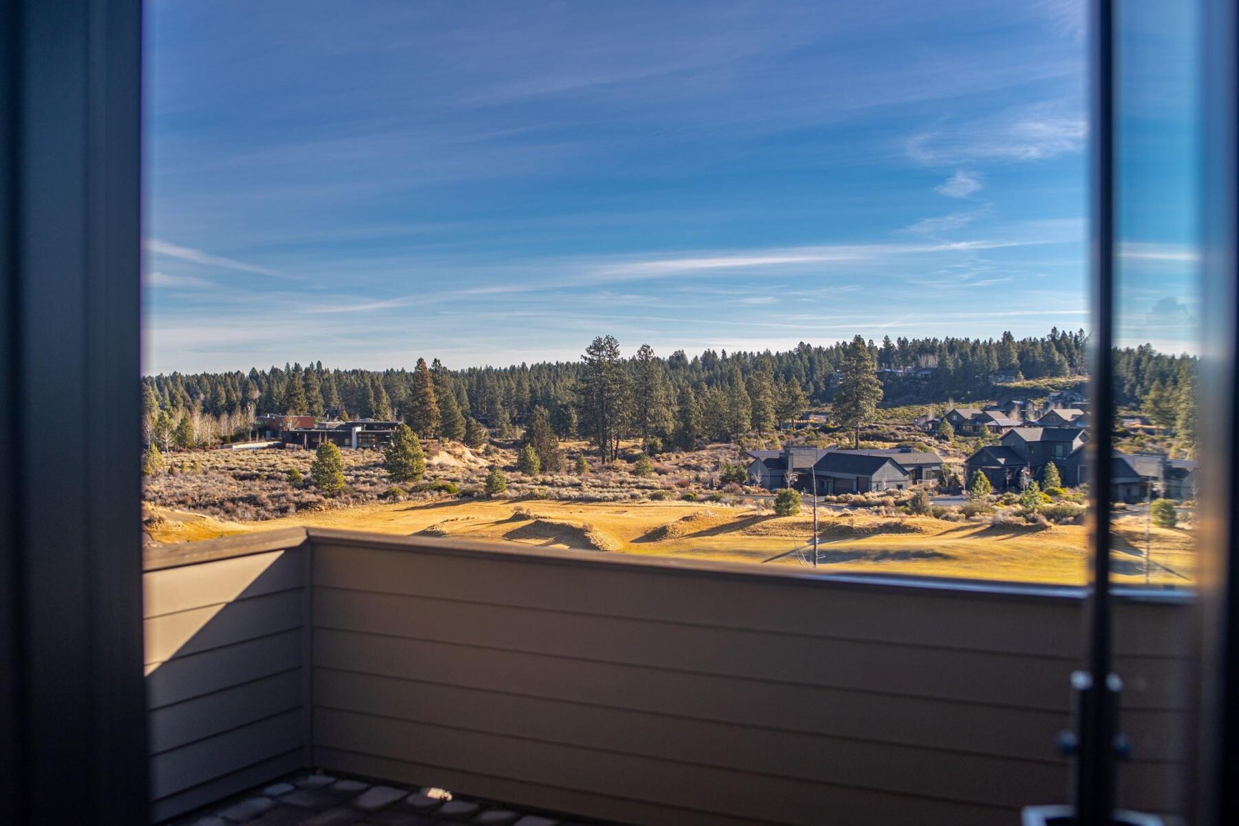 61456 Skene Trail