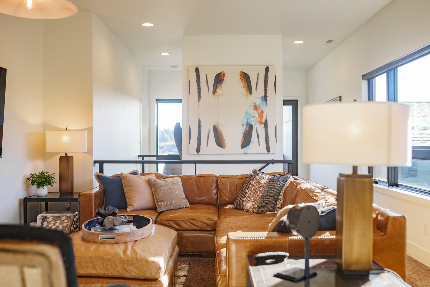 61456 Skene Trail