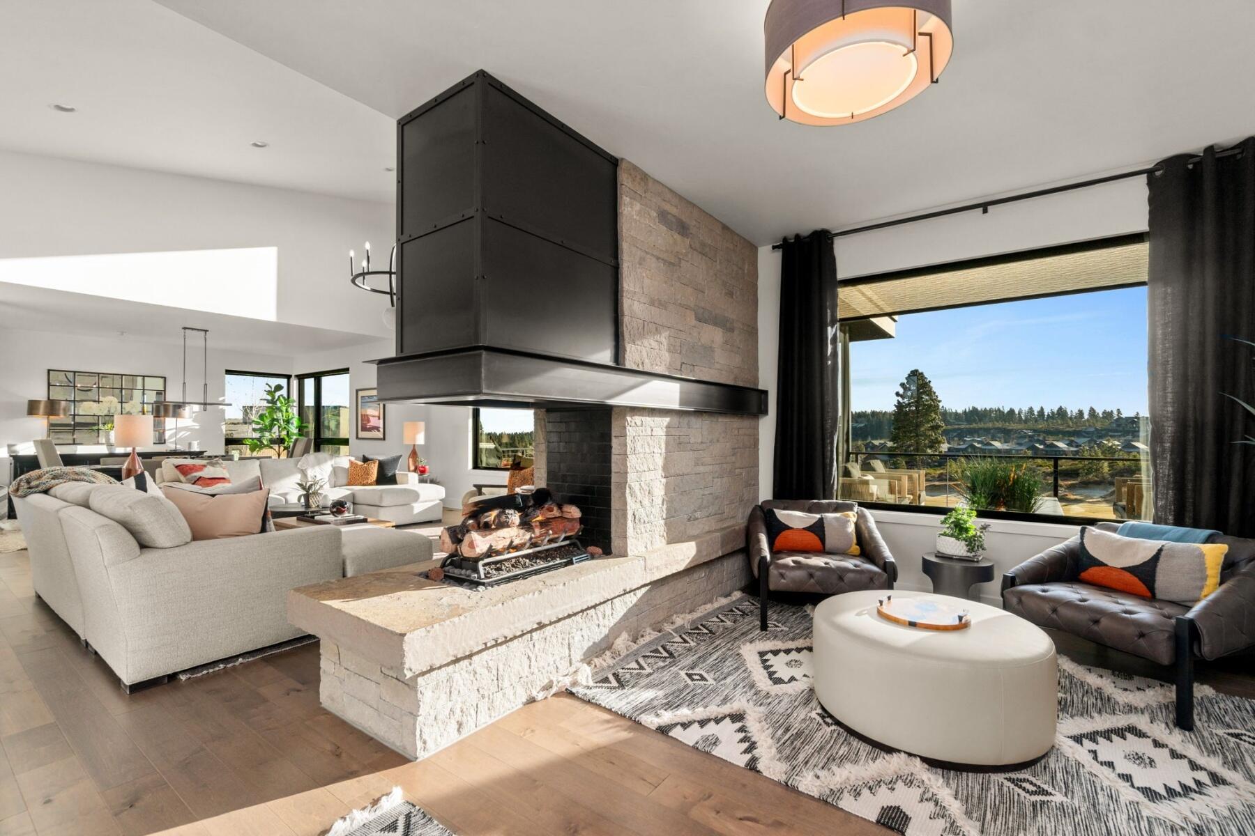 61456 Skene Trail