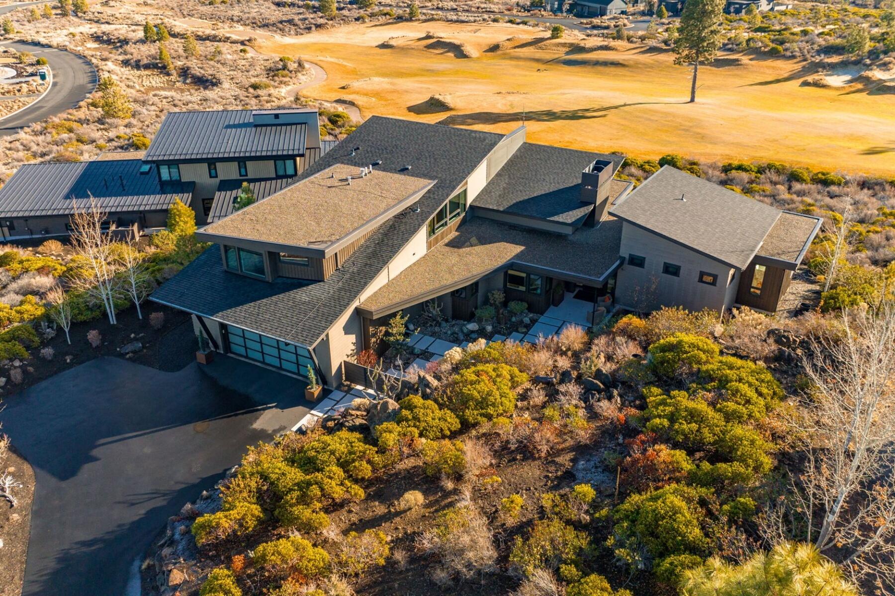 61456 Skene Trail