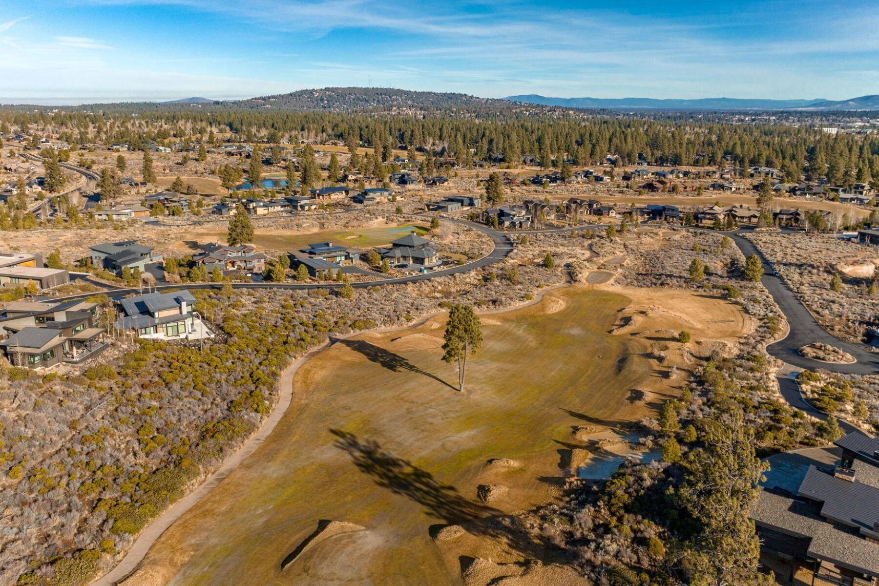 61456 Skene Trail