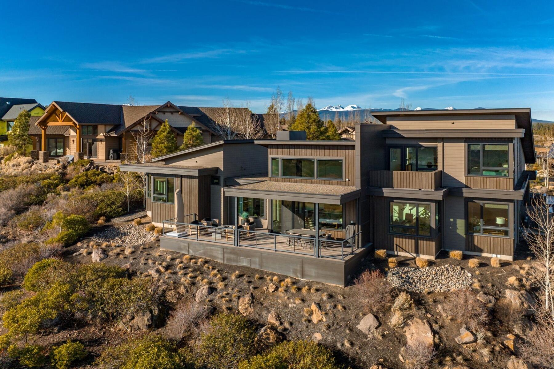 61456 Skene Trail