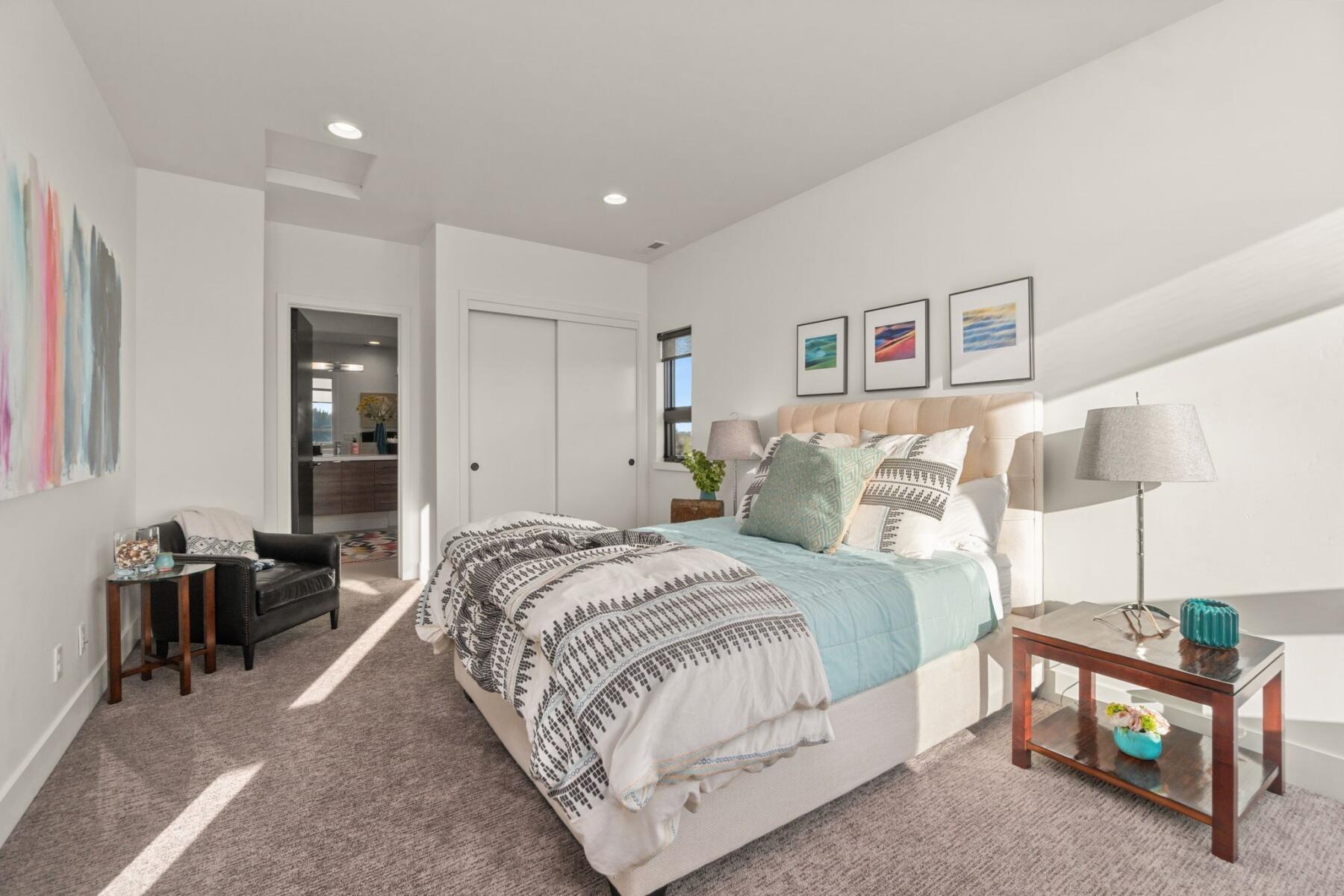 61456 Skene Trail