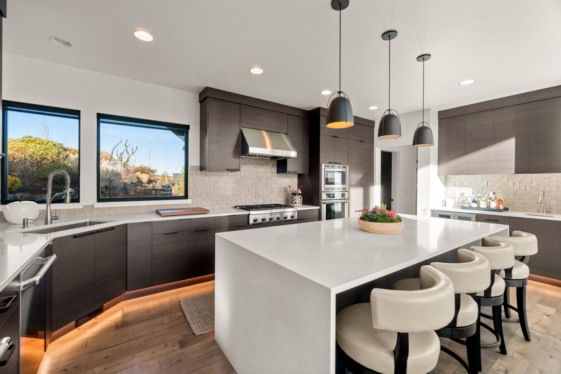 61456 Skene Trail