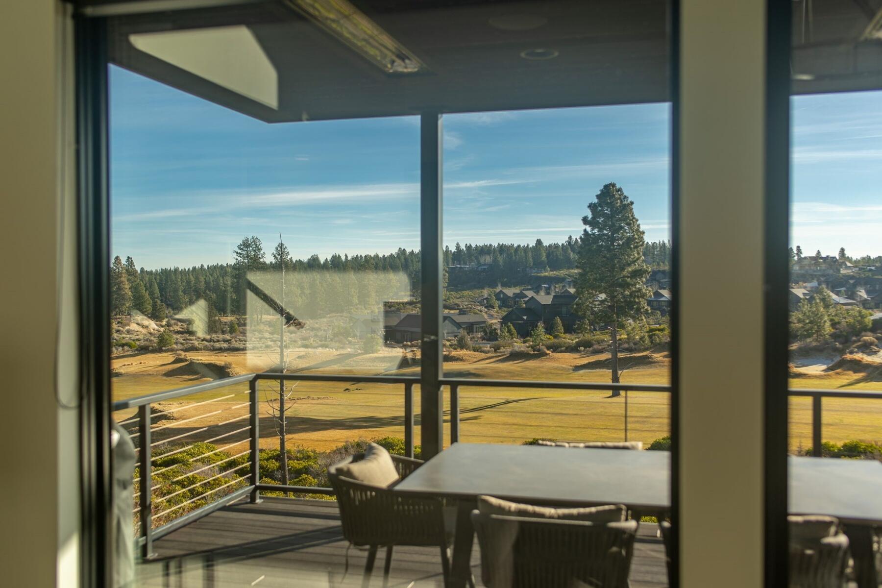 61456 Skene Trail