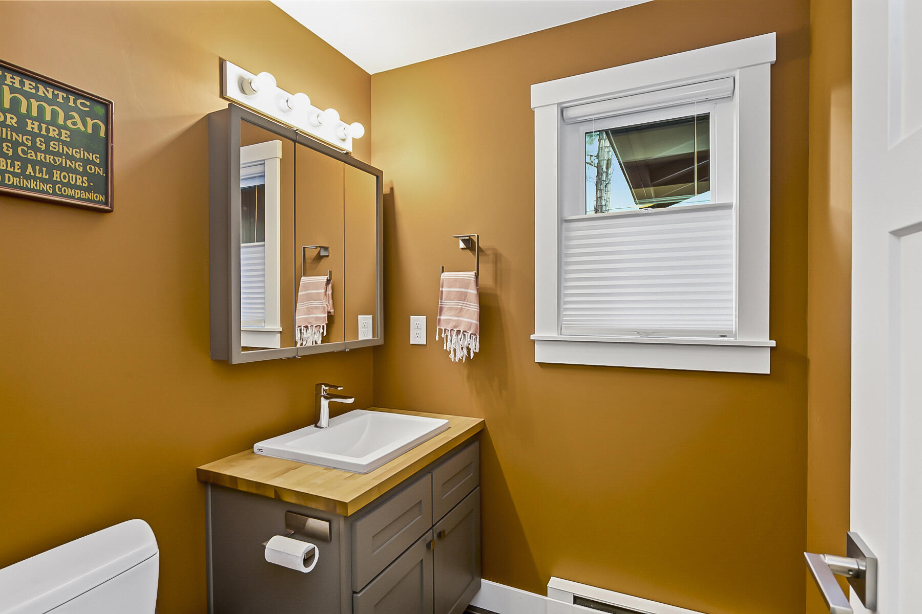 1897 NE Taylor Court