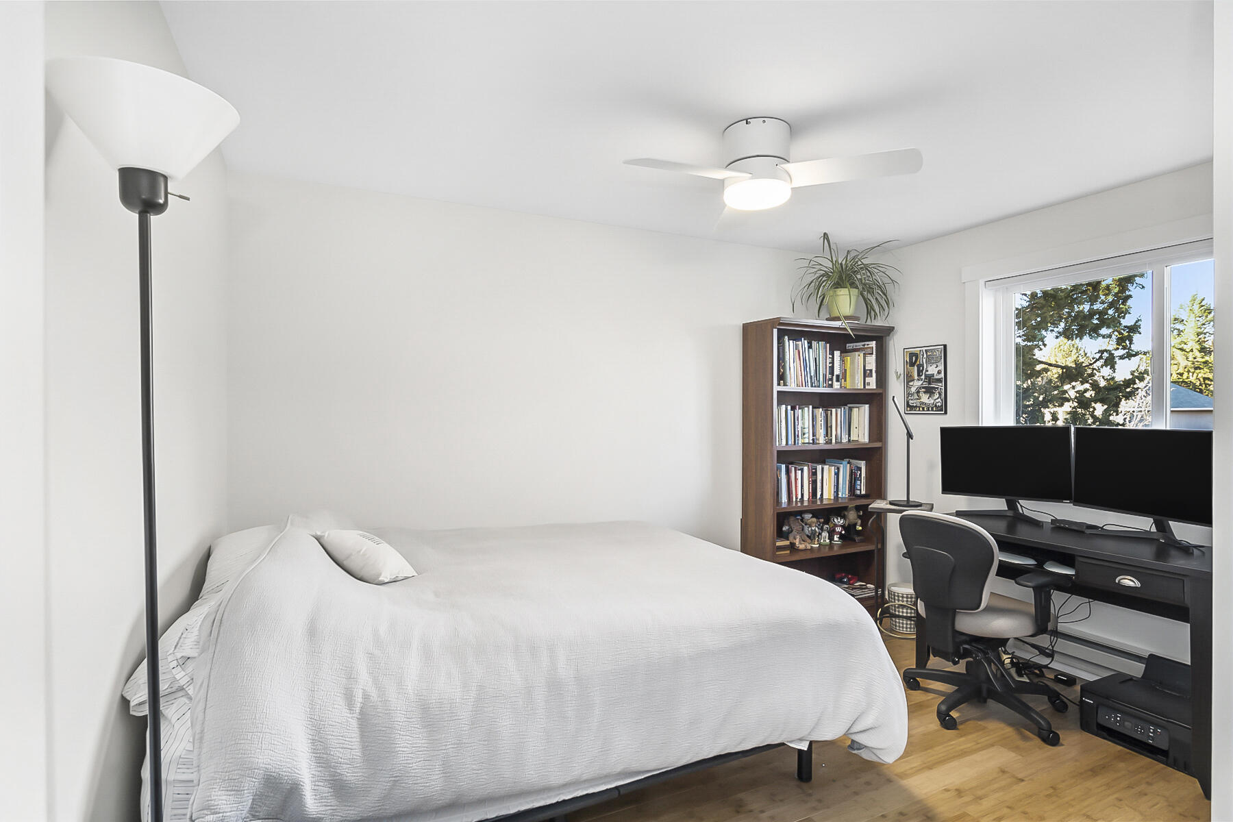 1897 NE Taylor Court