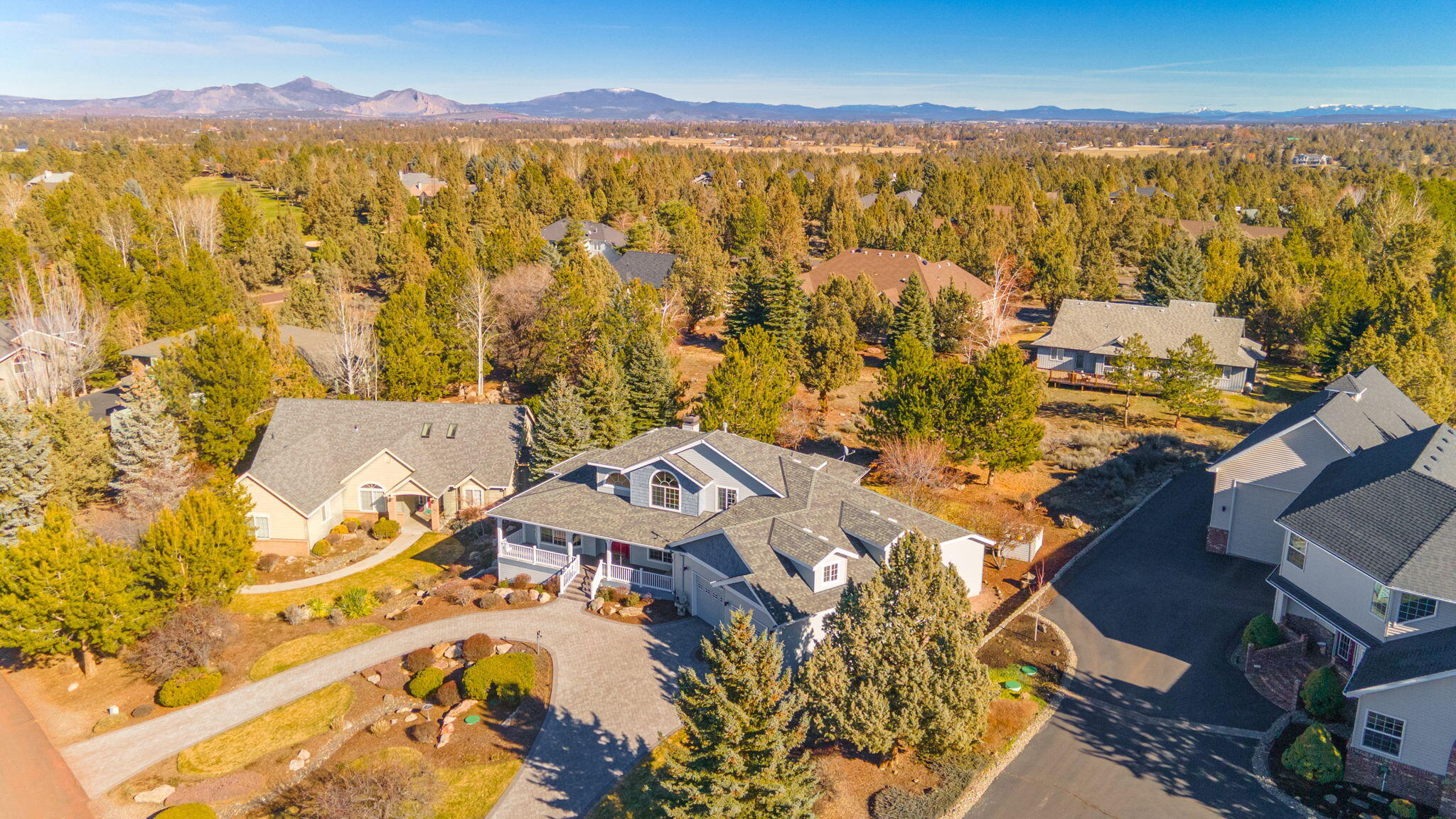 2424 Cardinal Court